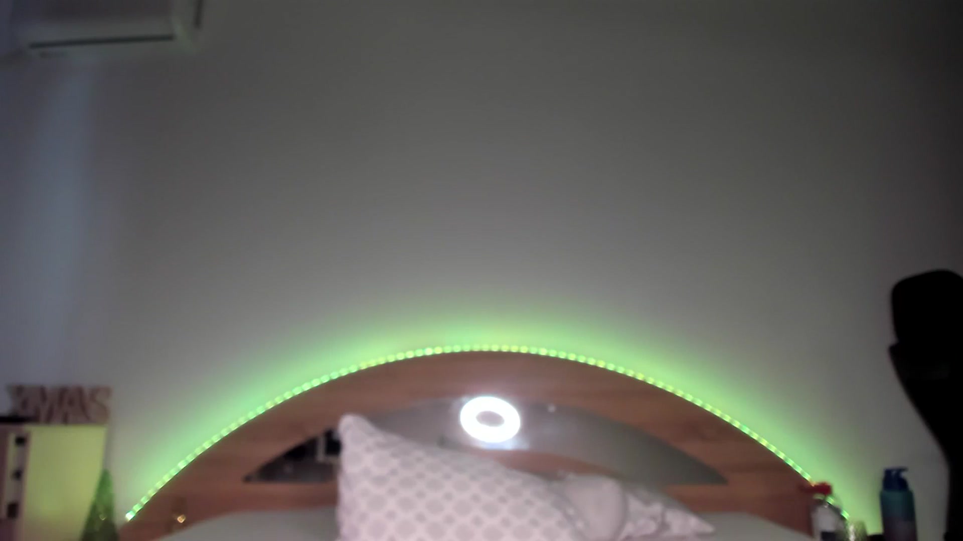 Gallery image thumbnail from Miss_Medyson's myfreecams stream on, 01/15/2024, 13:17 image 17 of 20