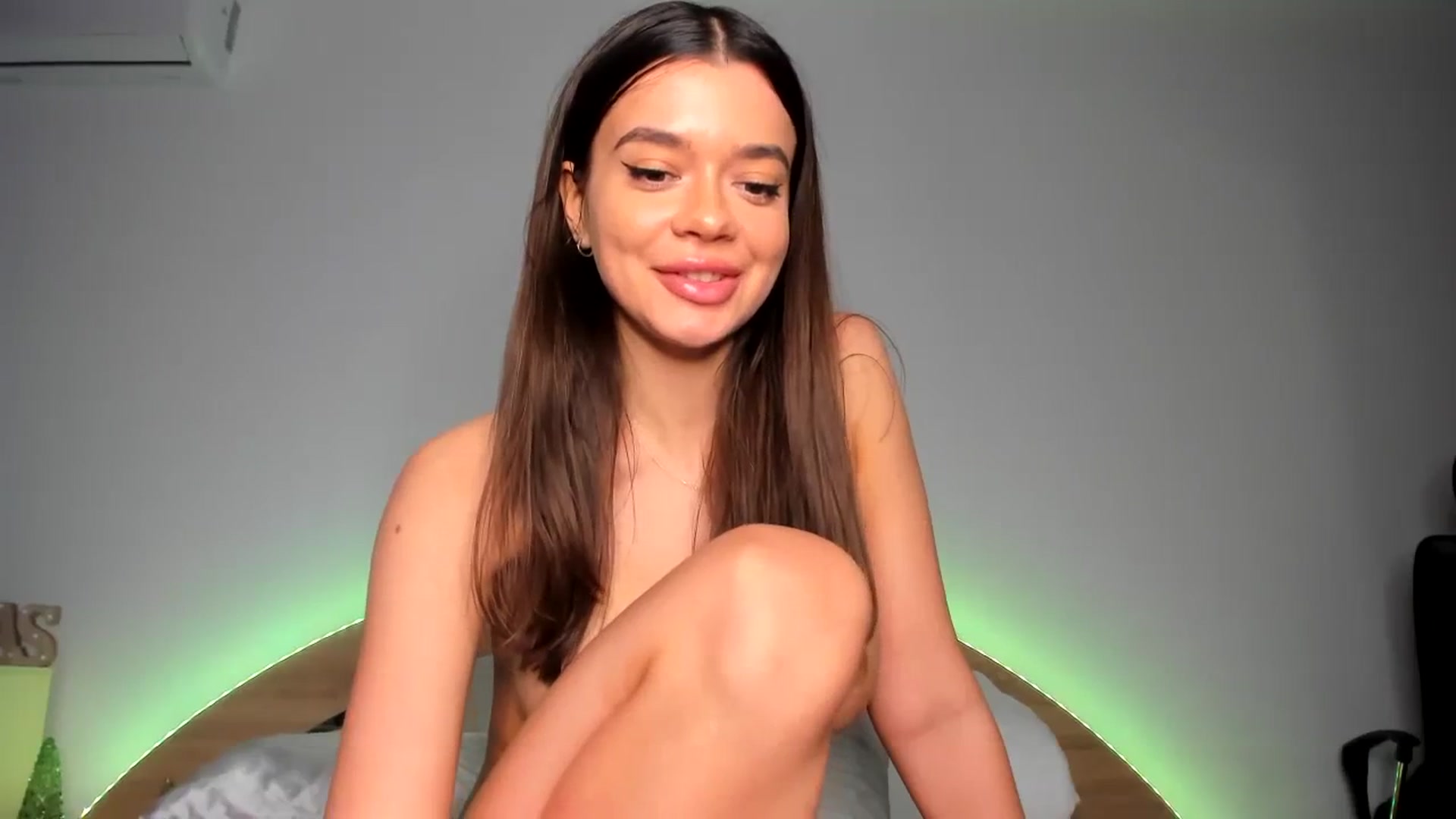 Gallery image thumbnail from Miss_Medyson's myfreecams stream on, 01/28/2024, 13:40 image 12 of 20