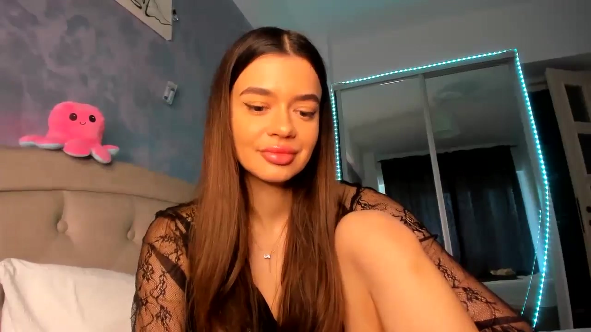 Gallery image thumbnail from Miss_Medyson's myfreecams stream on, 05/14/2024, 09:28 image 9 of 20