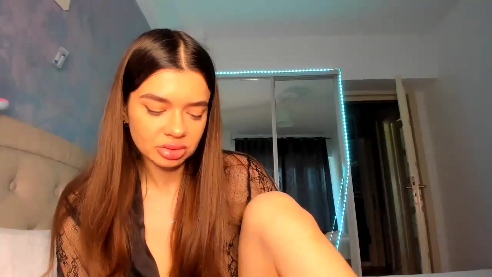 Gallery image thumbnail from Miss_Medyson's myfreecams stream on, 05/14/2024, 11:23 image 4 of 20
