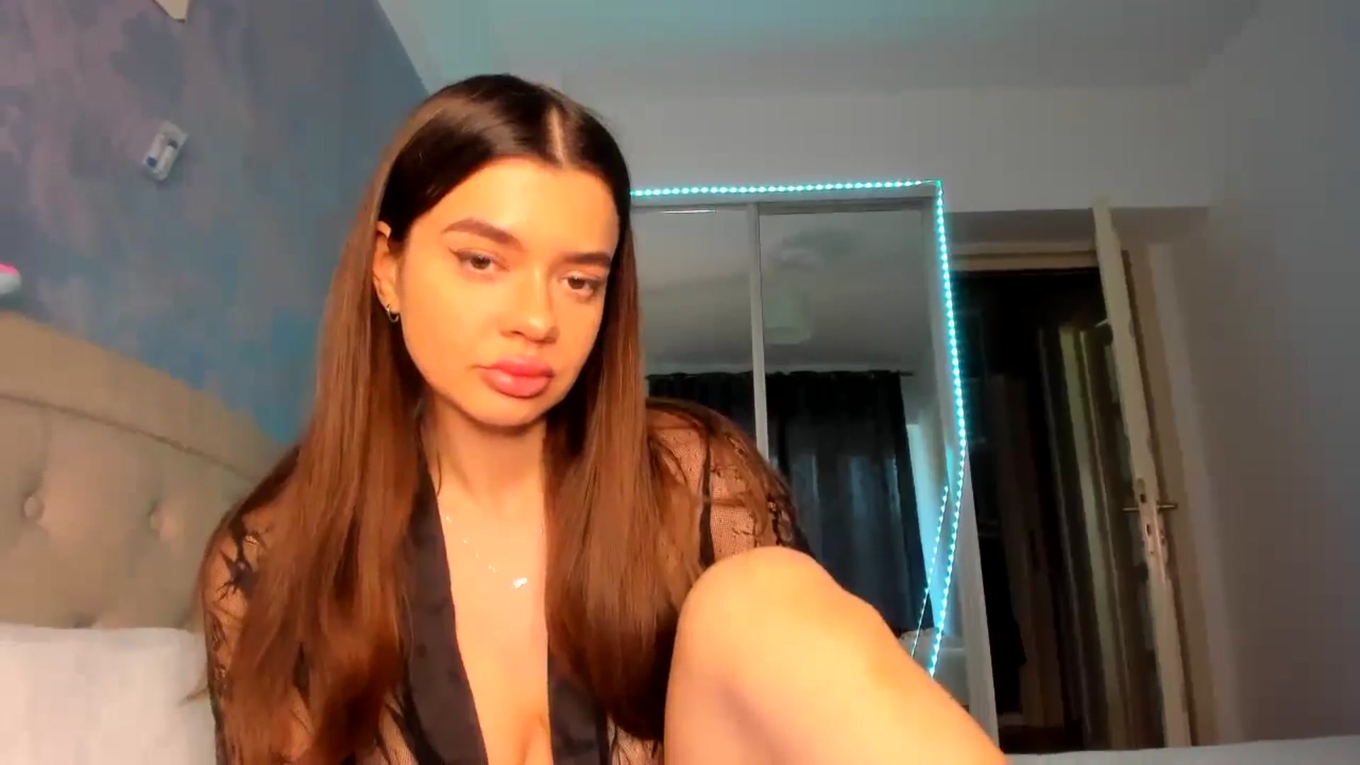Gallery image thumbnail from Miss_Medyson's myfreecams stream on, 05/14/2024, 11:23 image 2 of 20