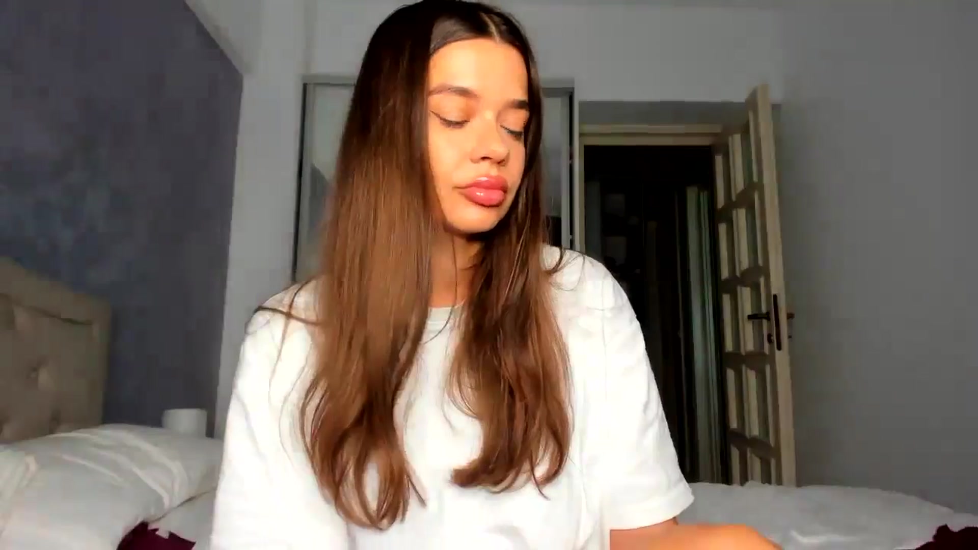 Gallery image thumbnail from Miss_Medyson's myfreecams stream on, 06/02/2024, 10:16 image 4 of 20