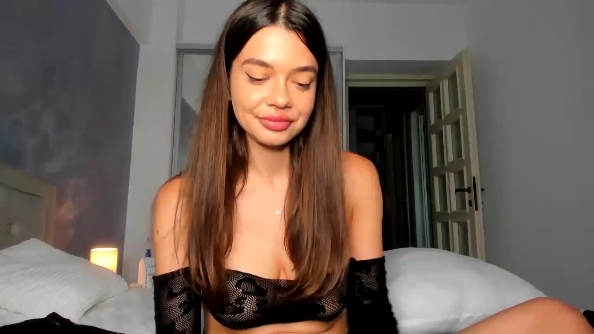 Gallery image thumbnail from Miss_Medyson's myfreecams stream on, 06/05/2024, 11:35 image 10 of 20