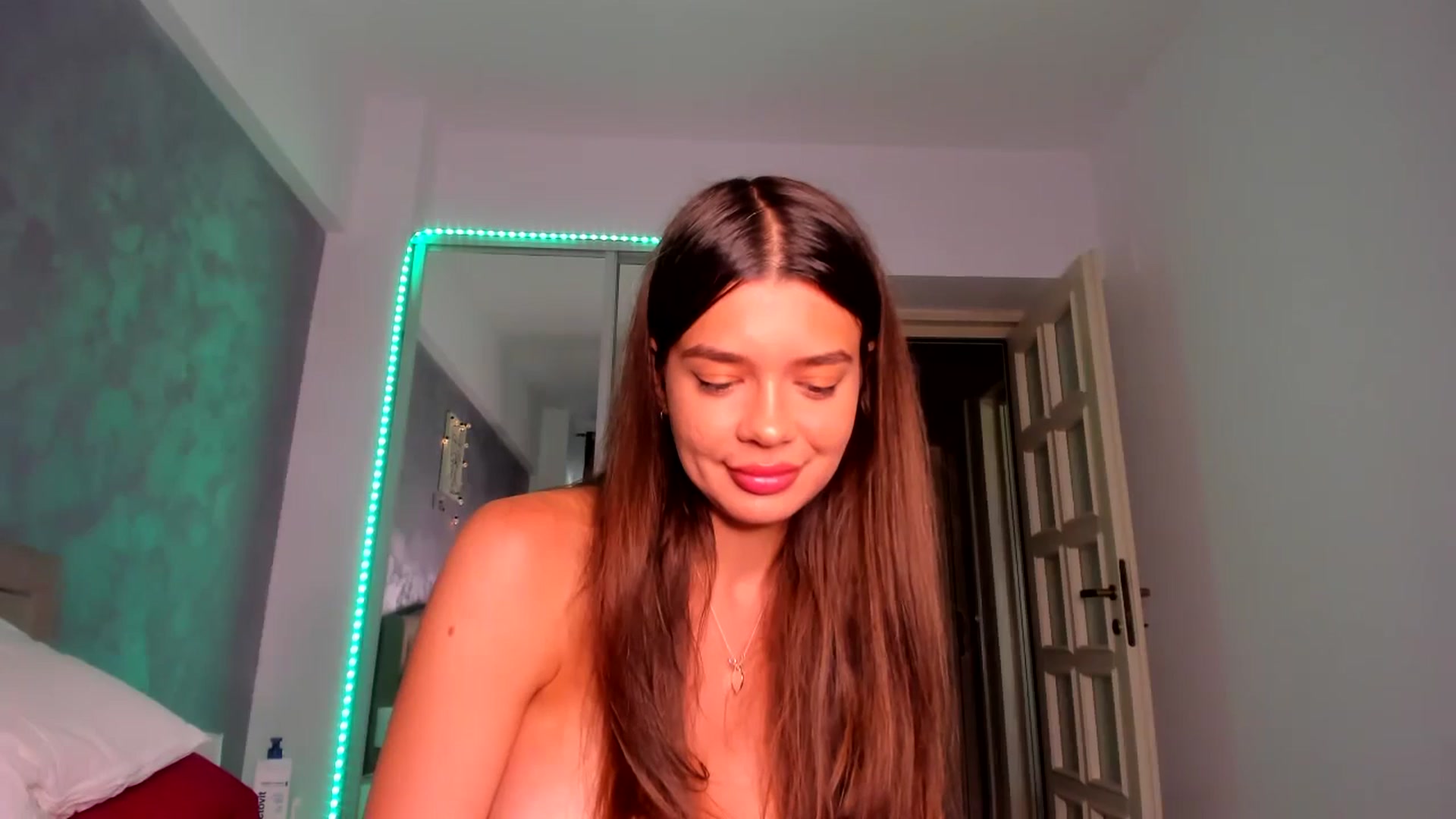 Gallery image thumbnail from Miss_Medyson's myfreecams stream on, 07/12/2024, 11:47 image 17 of 20