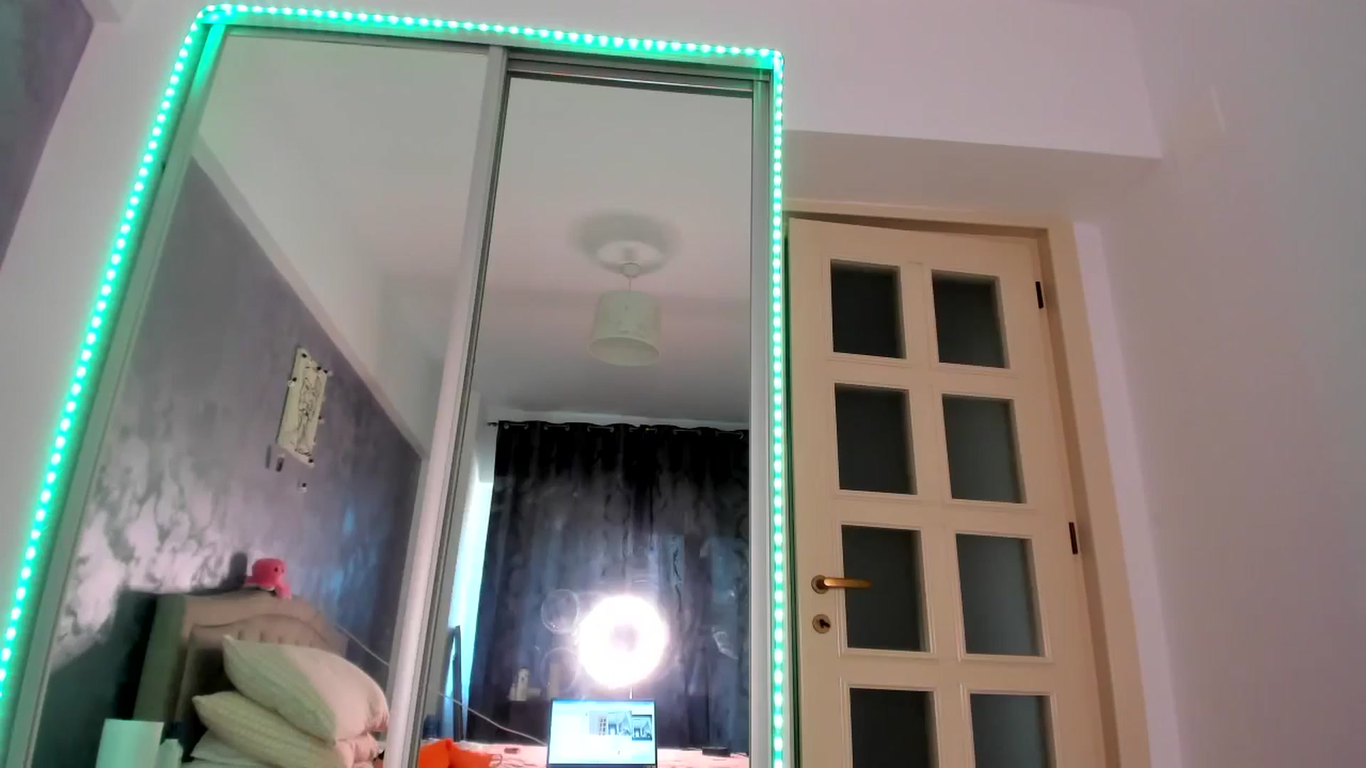 Gallery image thumbnail from Miss_Medyson's myfreecams stream on, 07/28/2024, 09:59 image 10 of 20