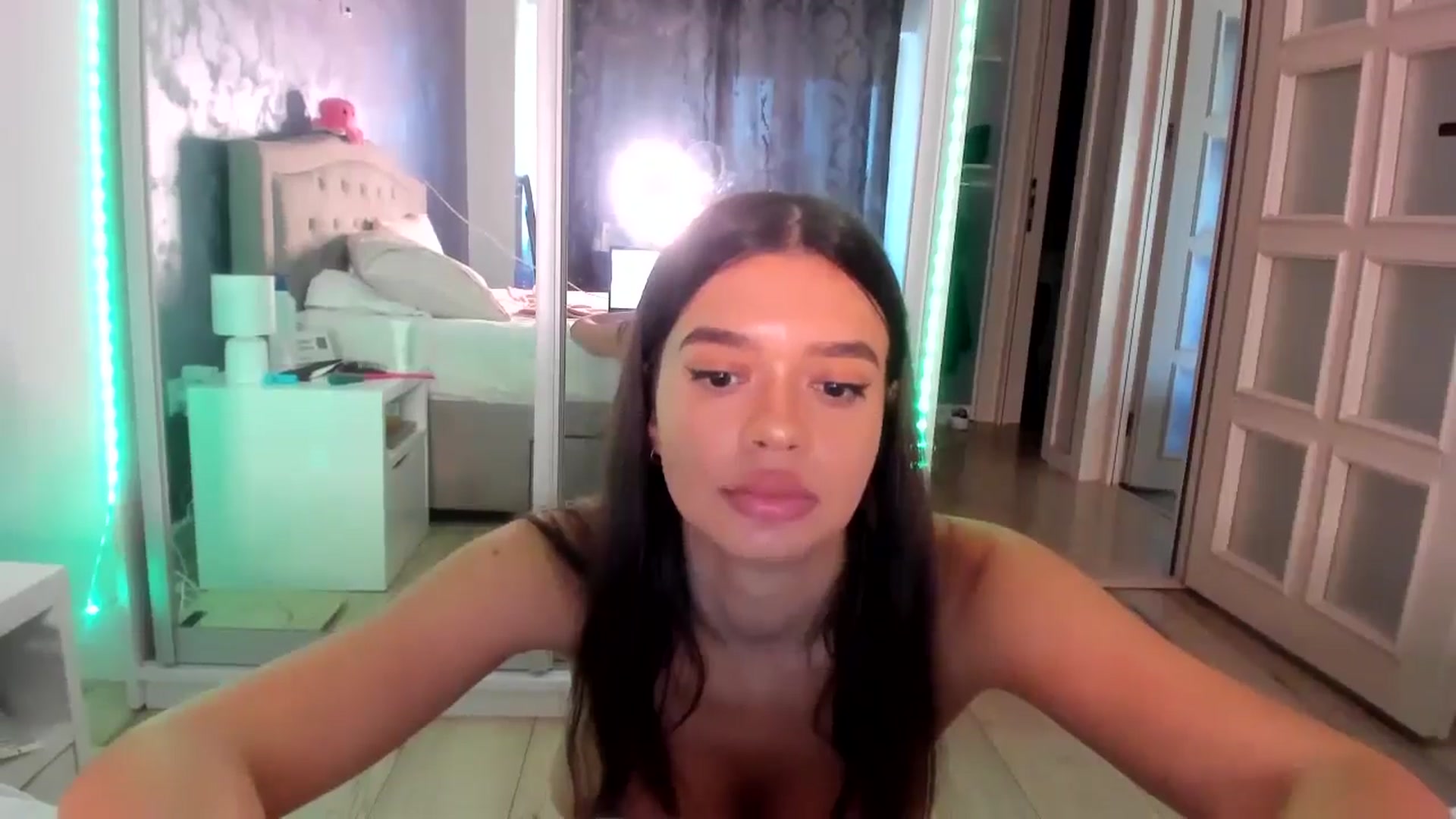 Gallery image thumbnail from Miss_Medyson's myfreecams stream on, 07/28/2024, 12:28 image 5 of 20