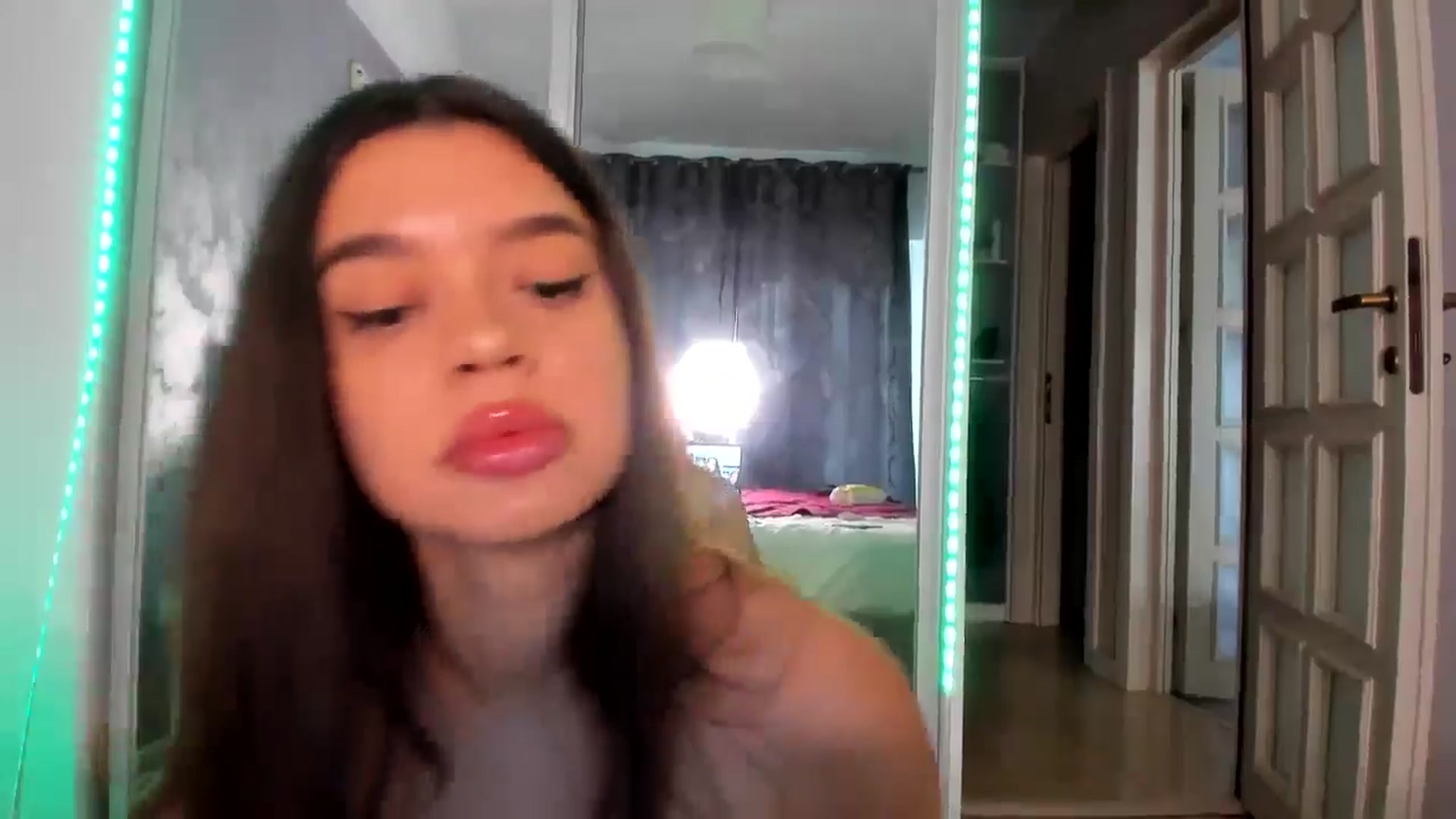 Gallery image thumbnail from Miss_Medyson's myfreecams stream on, 08/10/2024, 10:51 image 7 of 20