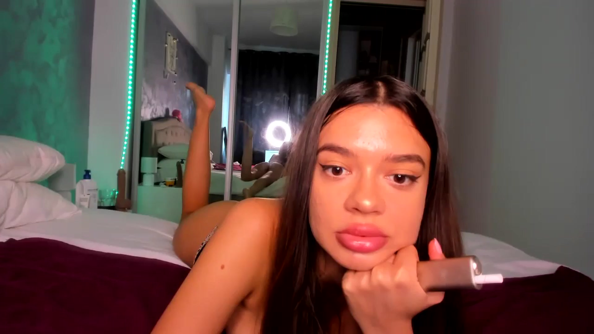 Gallery image thumbnail from Miss_Medyson's myfreecams stream on, 08/10/2024, 13:11 image 1 of 20