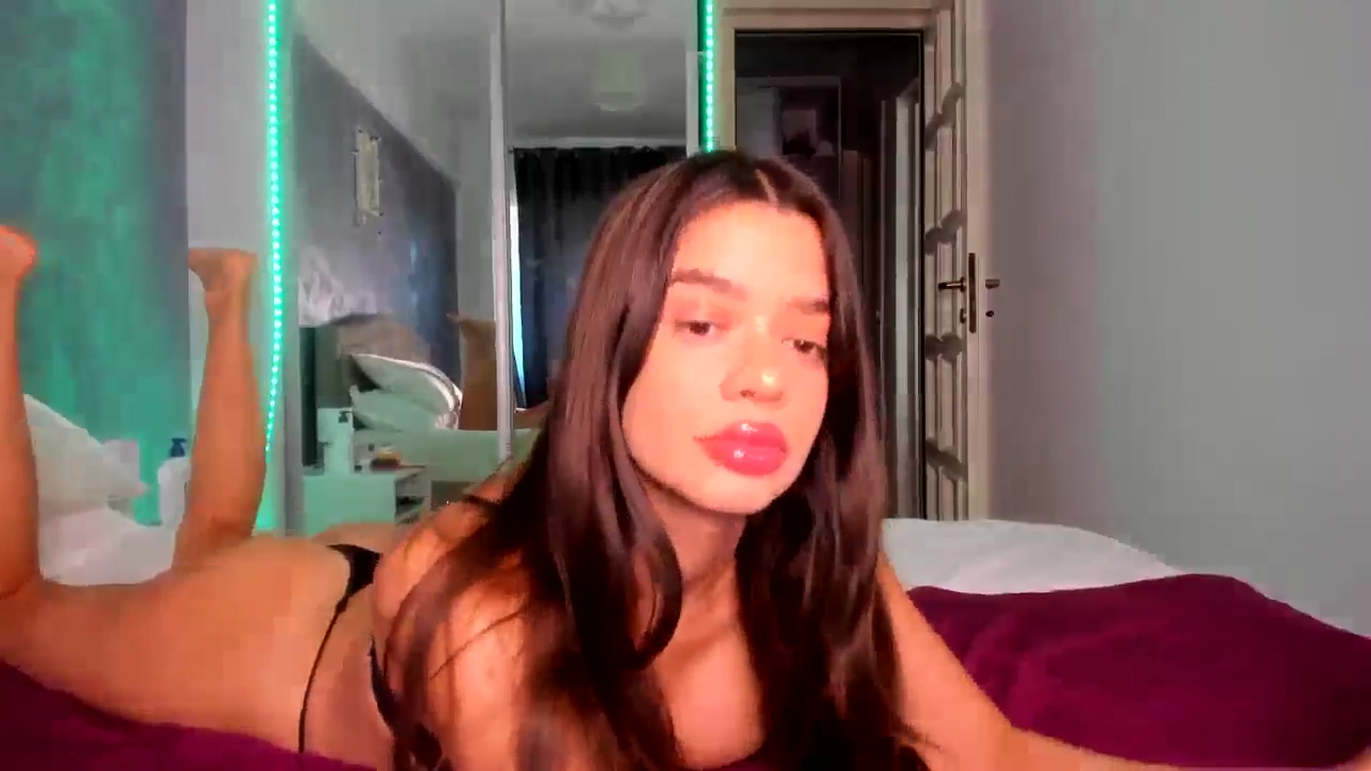 Gallery image thumbnail from Miss_Medyson's myfreecams stream on, 08/15/2024, 09:43 image 3 of 20