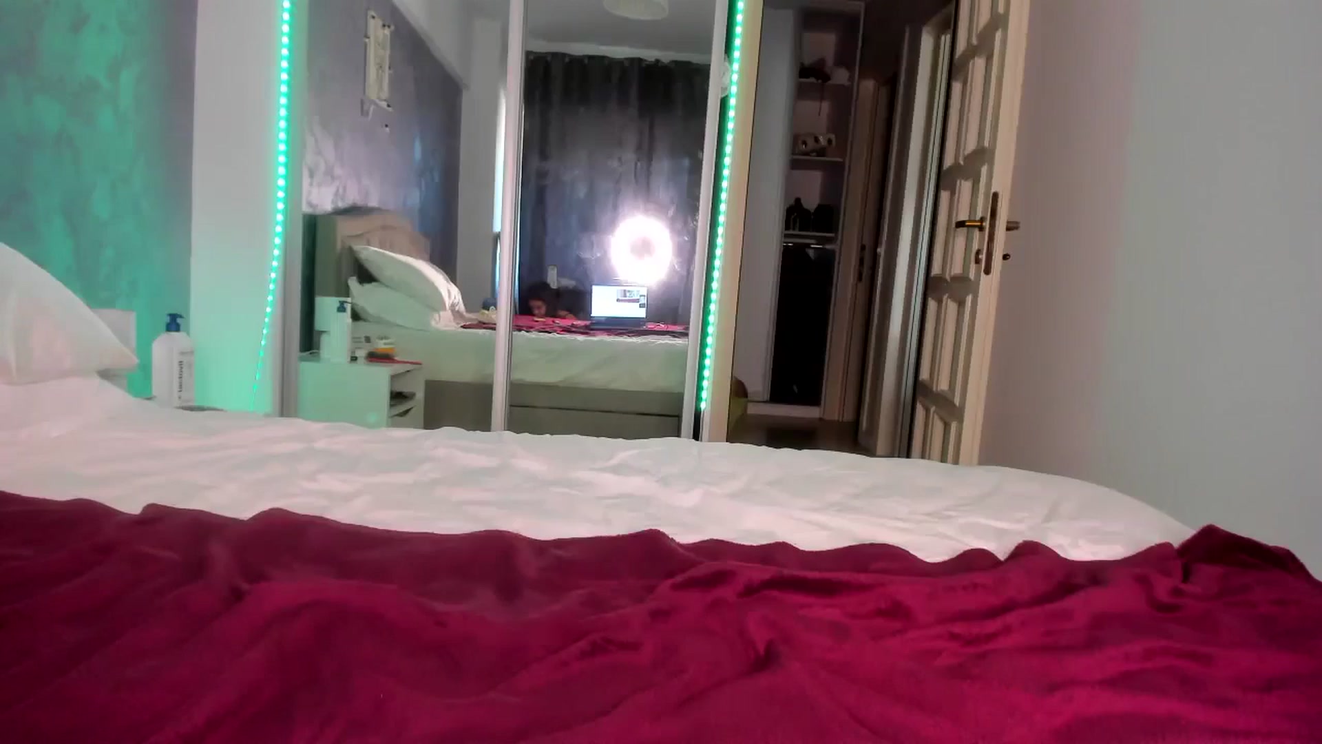 Gallery image thumbnail from Miss_Medyson's myfreecams stream on, 08/15/2024, 11:14 image 5 of 20