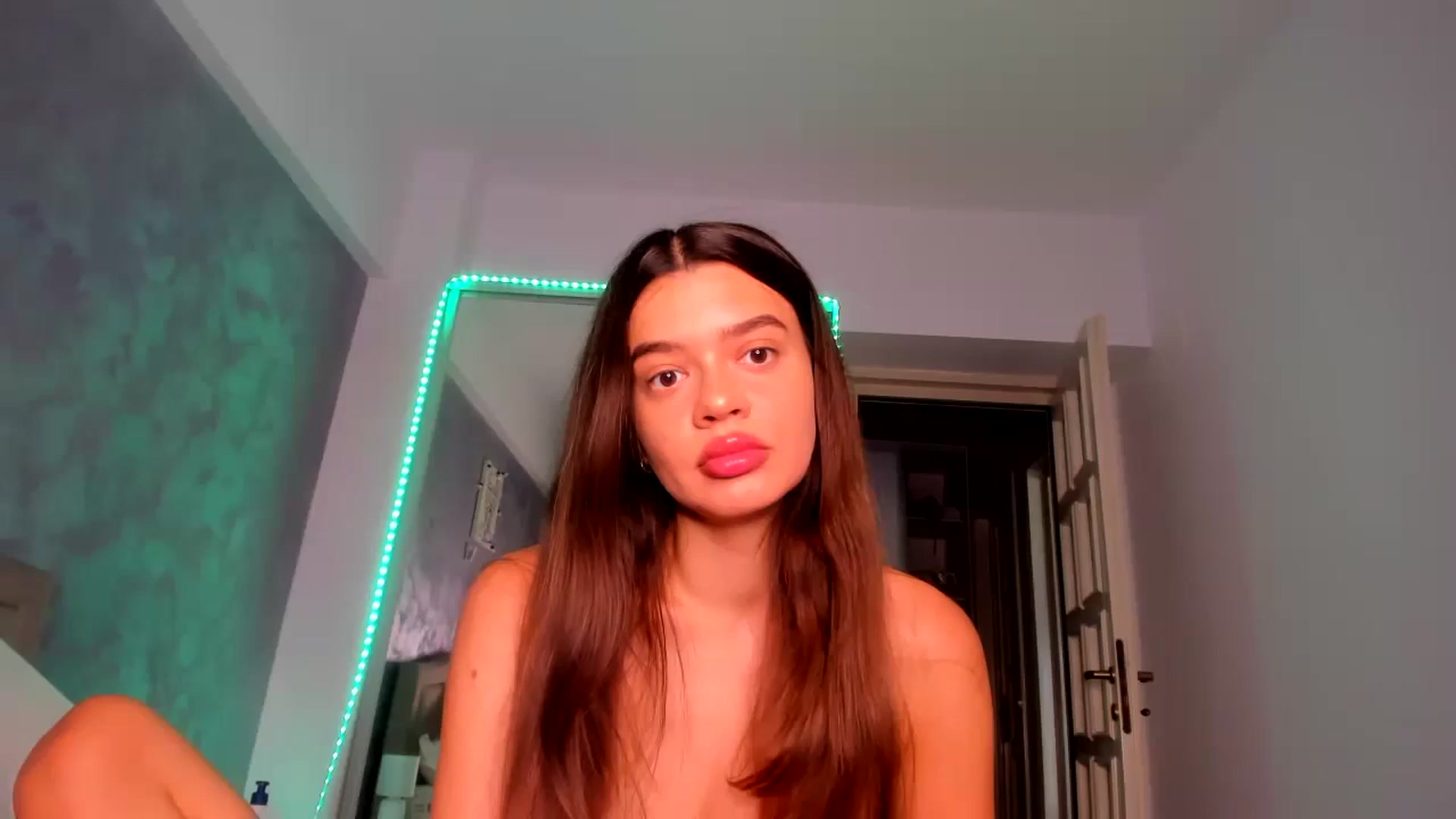 Gallery image thumbnail from Miss_Medyson's myfreecams stream on, 08/15/2024, 12:12 image 1 of 20