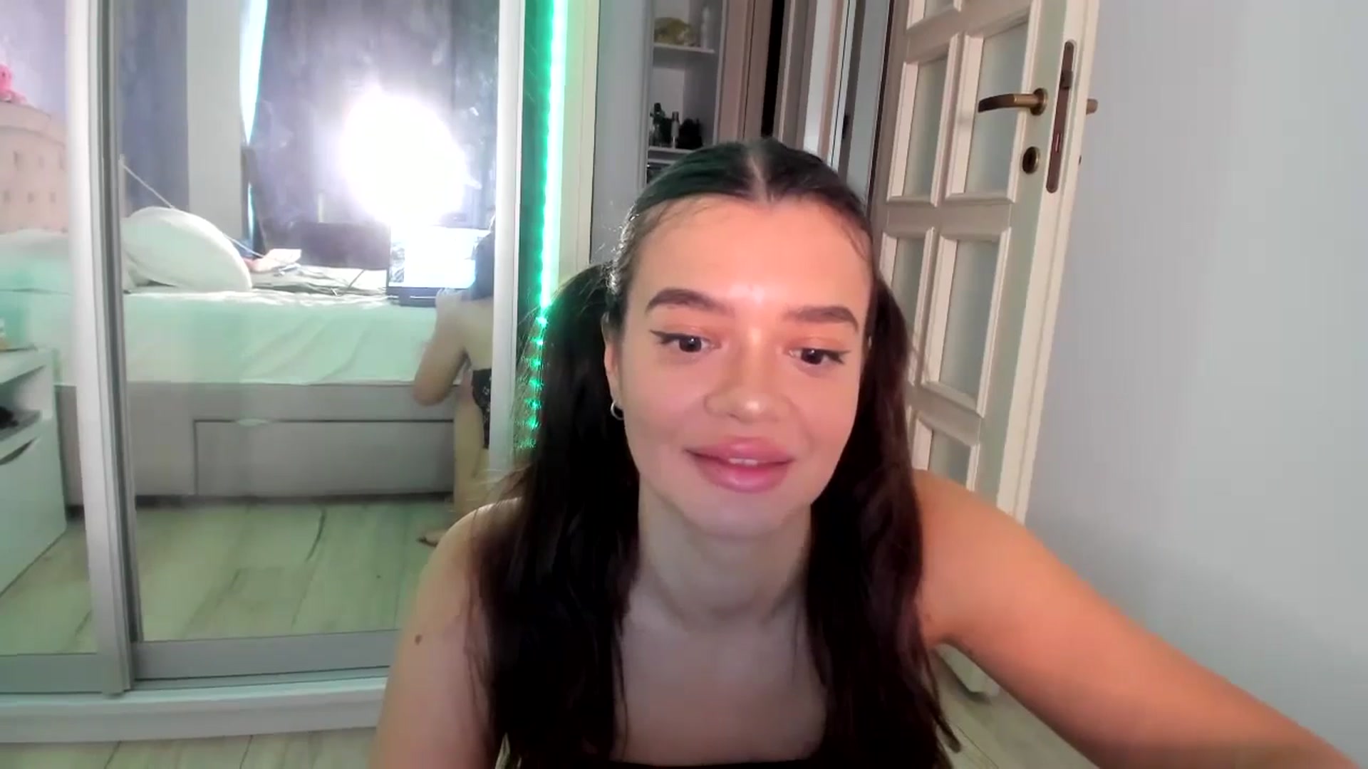 Gallery image thumbnail from Miss_Medyson's myfreecams stream on, 08/26/2024, 11:17 image 15 of 20