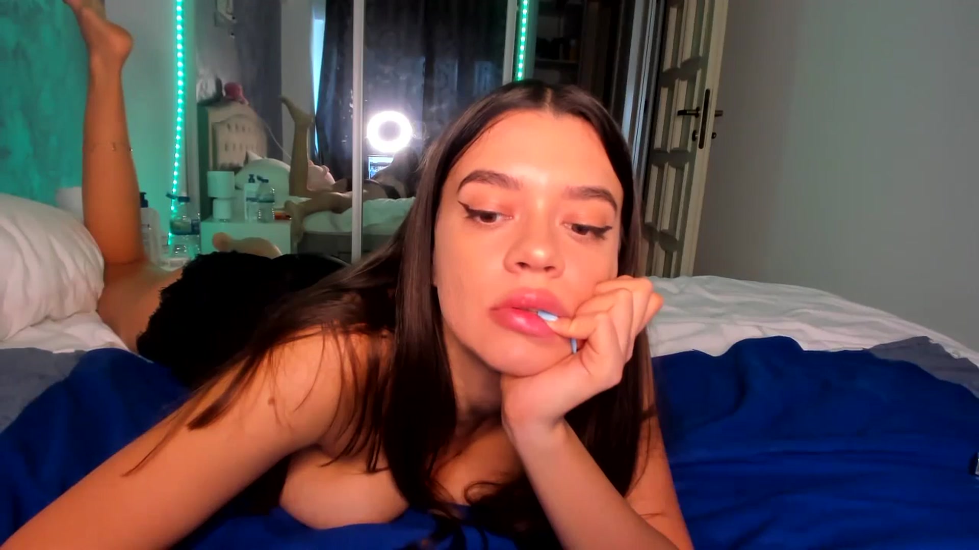 Gallery image thumbnail from Miss_Medyson's myfreecams stream on, 09/10/2024, 11:56 image 5 of 20