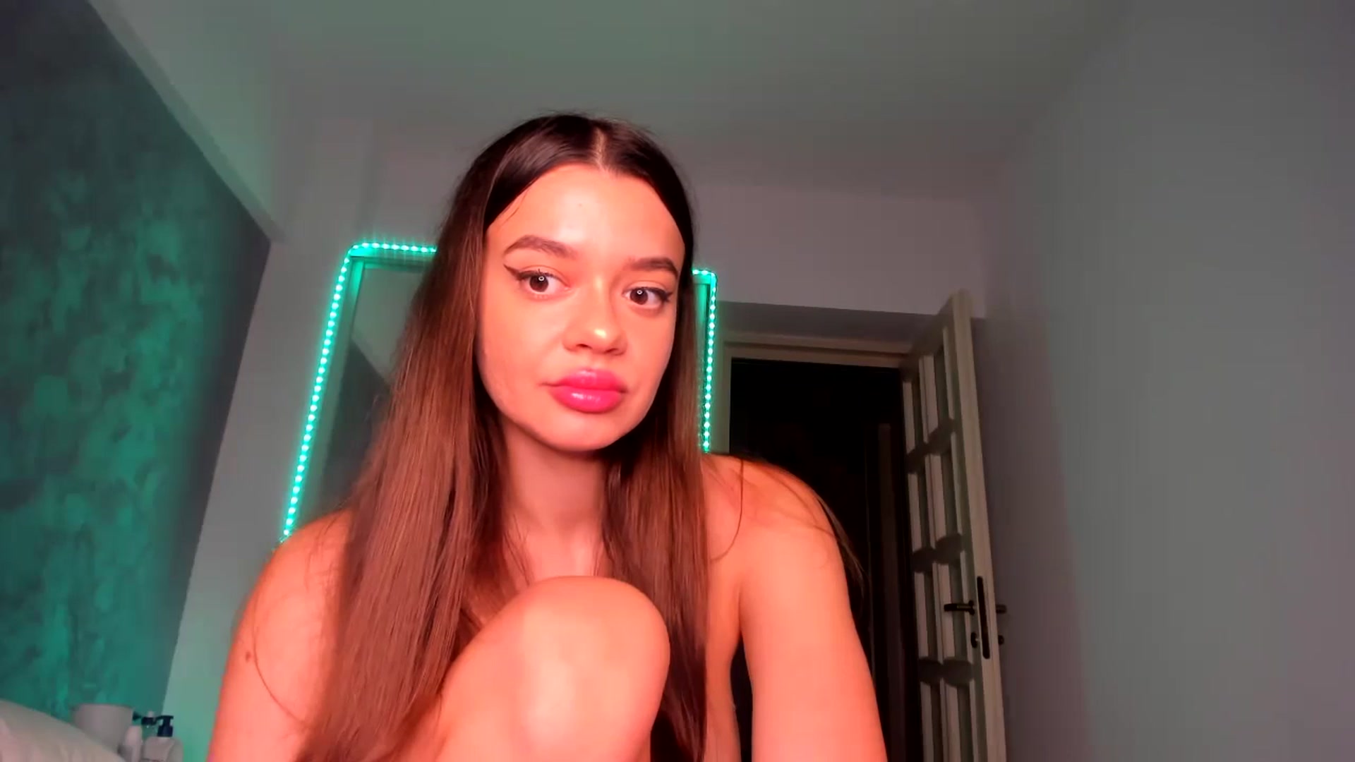 Gallery image thumbnail from Miss_Medyson's myfreecams stream on, 09/11/2024, 19:58 image 11 of 20