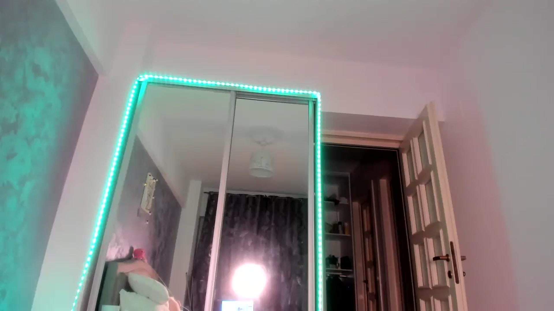 Gallery image thumbnail from Miss_Medyson's myfreecams stream on, 09/17/2024, 16:47 image 11 of 20