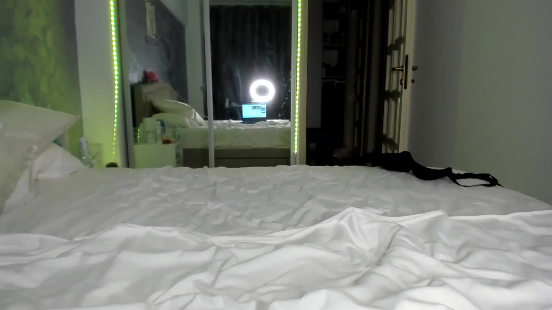 Gallery image thumbnail from Miss_Medyson's myfreecams stream on, 10/05/2024, 19:48 image 9 of 20