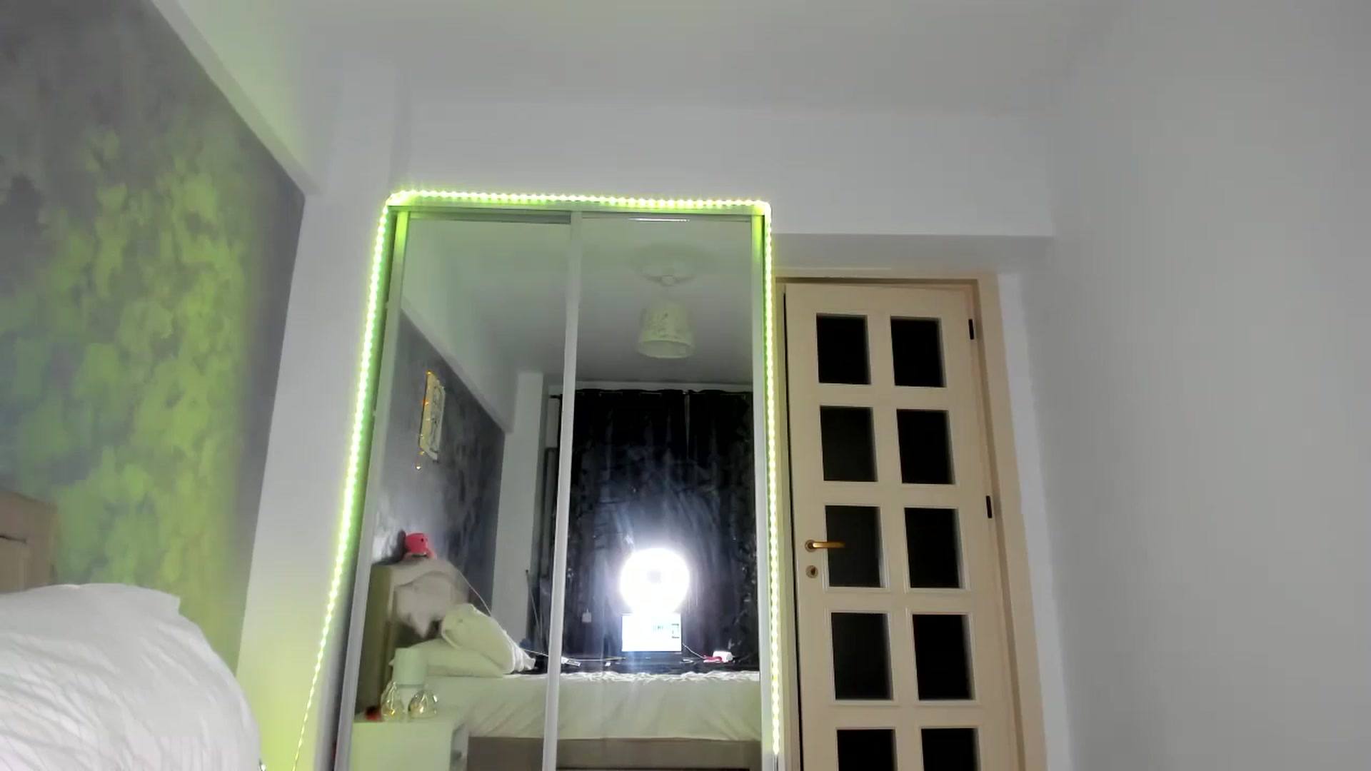 Gallery image thumbnail from Miss_Medyson's myfreecams stream on, 10/07/2024, 21:07 image 8 of 20