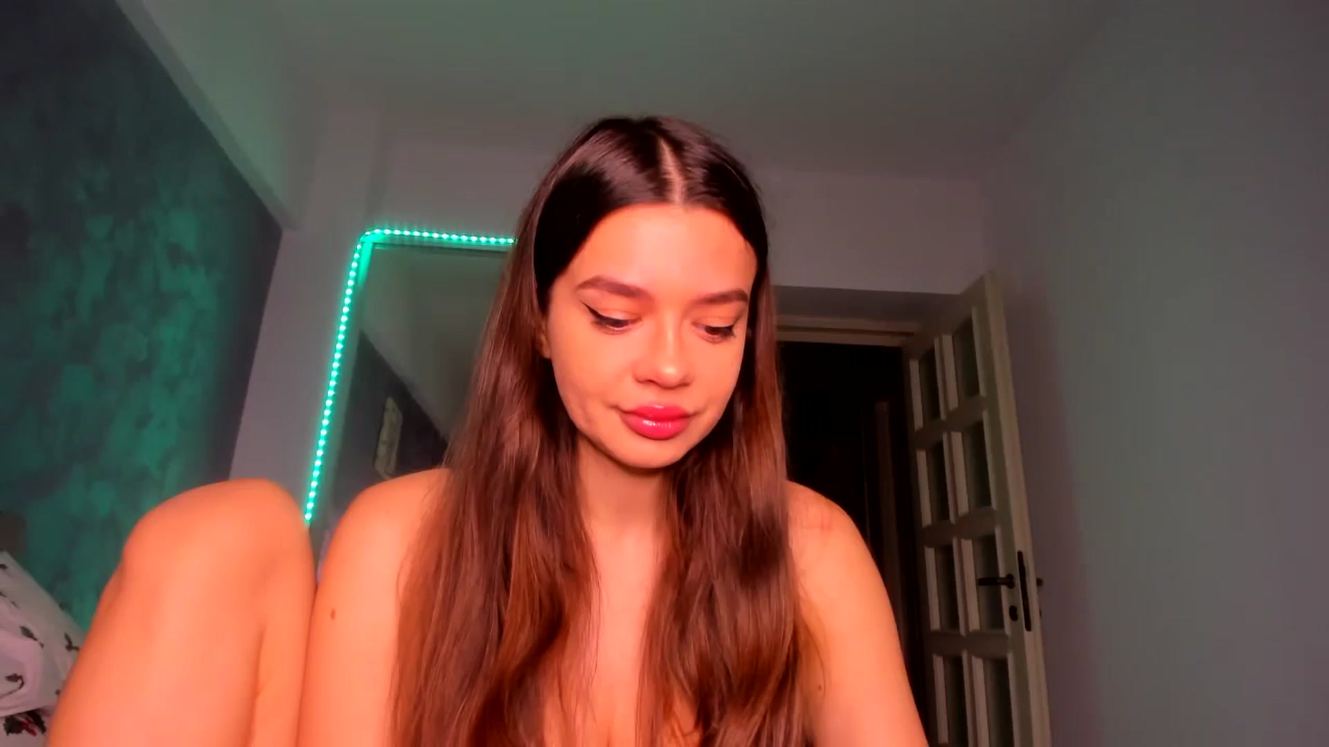 Gallery image thumbnail from Miss_Medyson's myfreecams stream on, 10/25/2024, 17:25 image 1 of 20