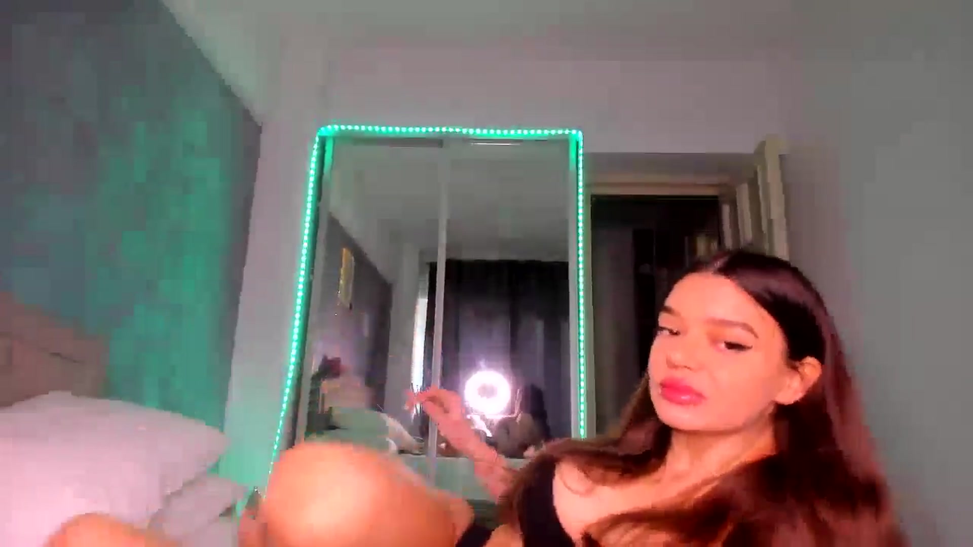 Gallery image thumbnail from Miss_Medyson's myfreecams stream on, 10/29/2024, 10:13 image 11 of 20