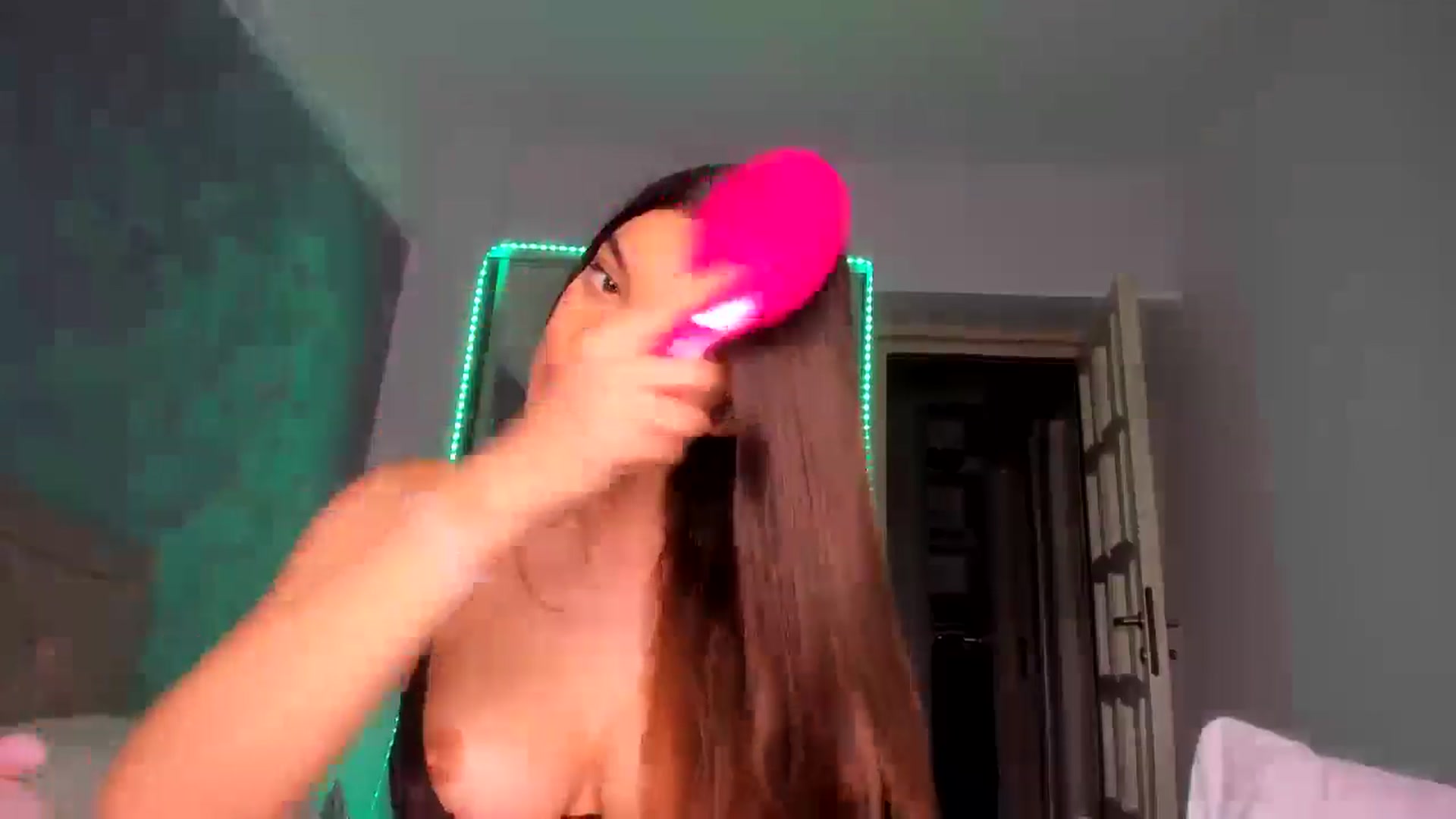 Gallery image thumbnail from Miss_Medyson's myfreecams stream on, 11/02/2024, 13:04 image 10 of 20