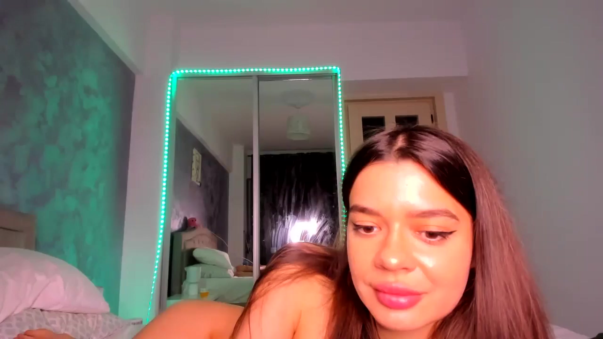 Gallery image thumbnail from Miss_Medyson's myfreecams stream on, 11/12/2024, 20:36 image 8 of 20