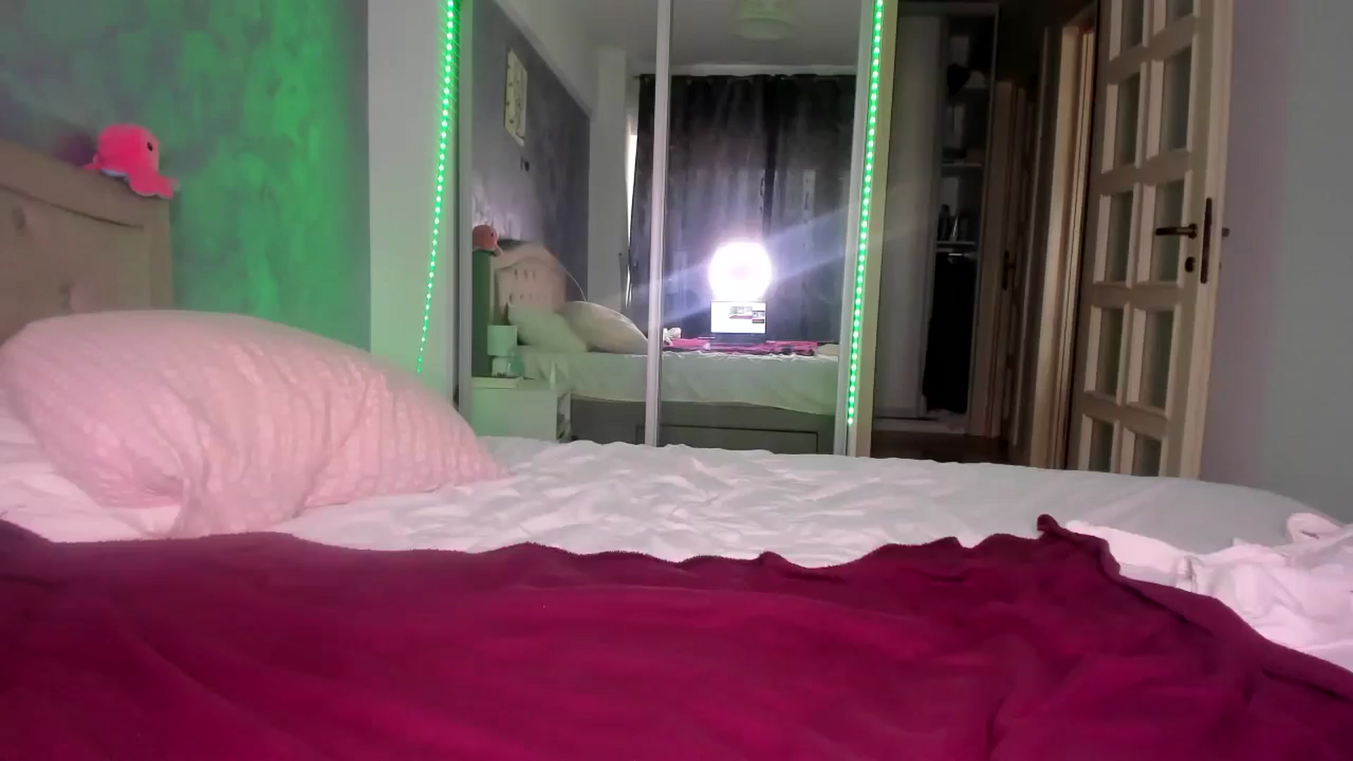 Gallery image thumbnail from Miss_Medyson's myfreecams stream on, 03/26/2025, 11:24 image 9 of 20