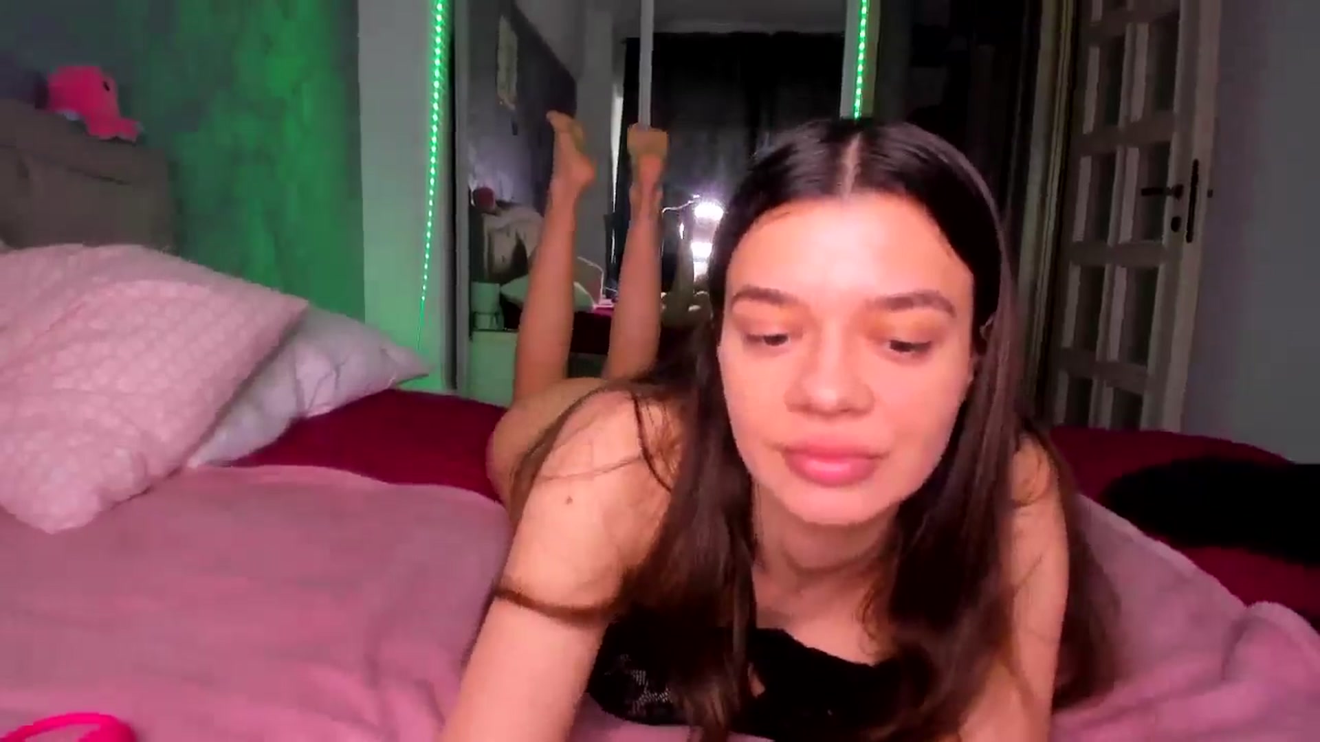 Gallery image thumbnail from Miss_Medyson's myfreecams stream on, 05/02/2025, 12:30 image 11 of 20