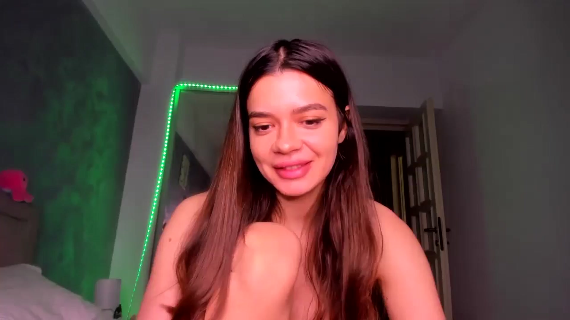 Gallery image thumbnail from Miss_Medyson's myfreecams stream on, 05/12/2025, 12:31 image 19 of 20