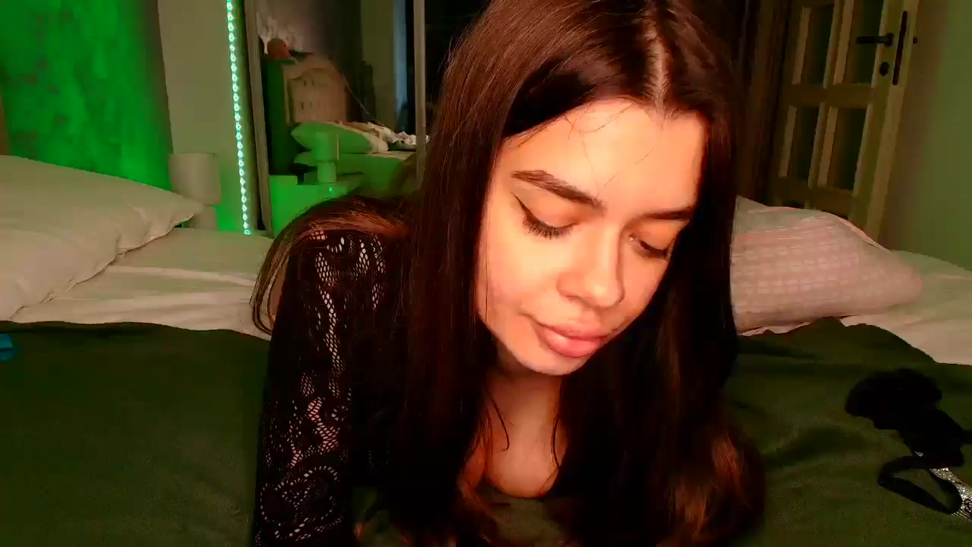 Gallery image thumbnail from Miss_Medyson's myfreecams stream on, 12/23/2025, 13:19 image 19 of 20