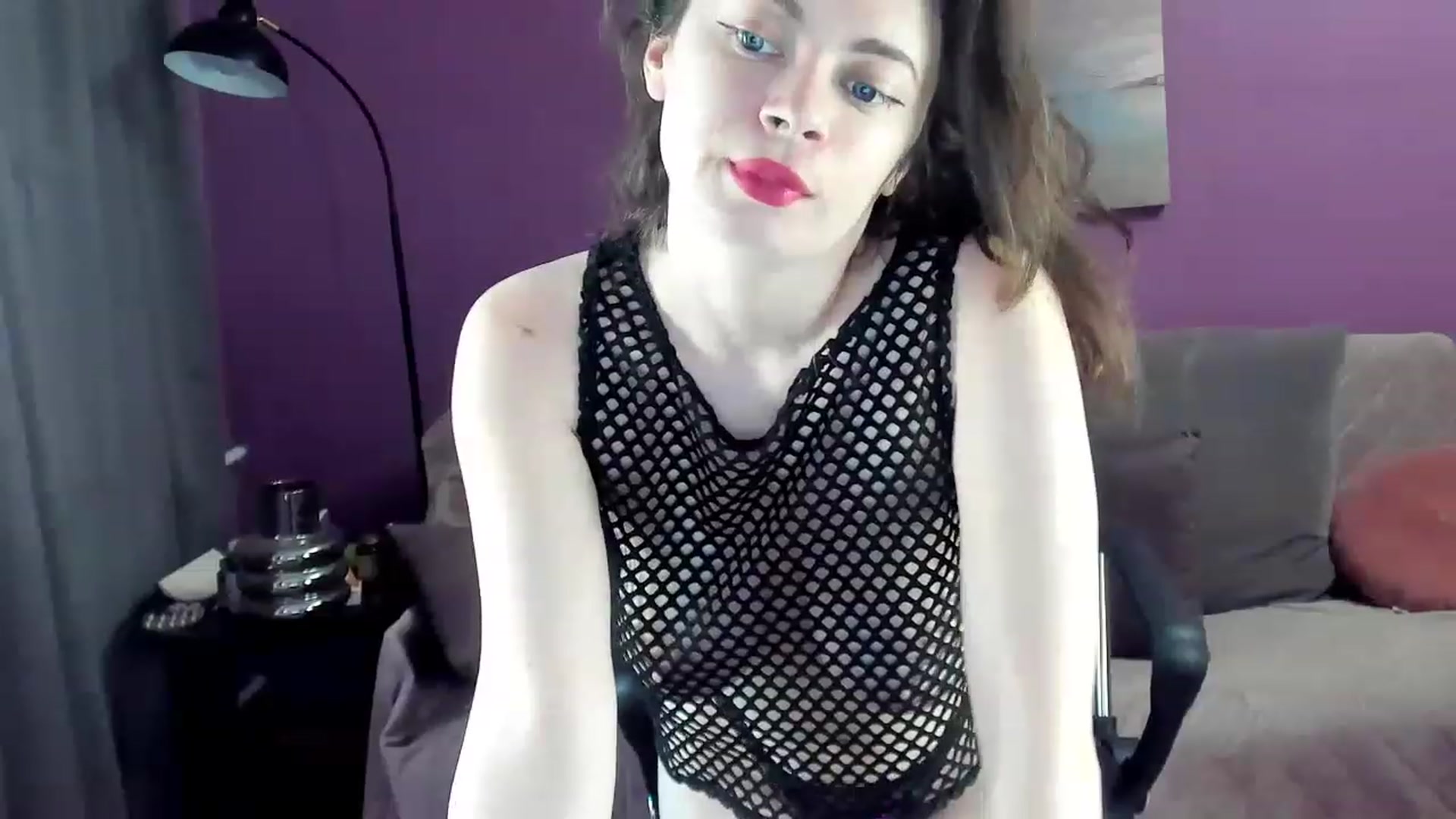 Gallery image thumbnail from Miss_Moan69's myfreecams stream on, 06/04/2023, 17:24 image 6 of 20