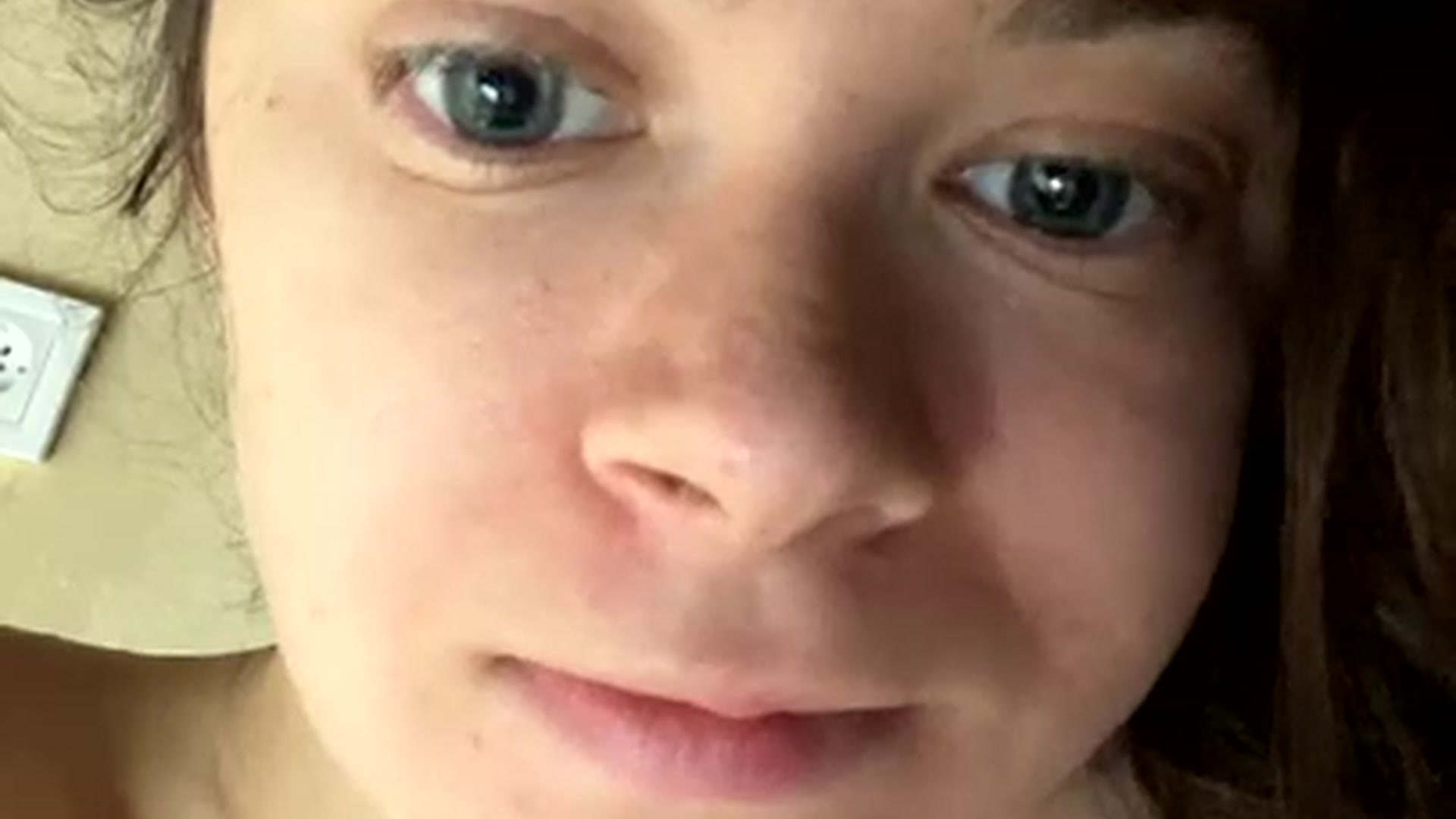 Gallery image thumbnail from Miss_Moan69's myfreecams stream on, 06/26/2023, 09:40 image 14 of 20