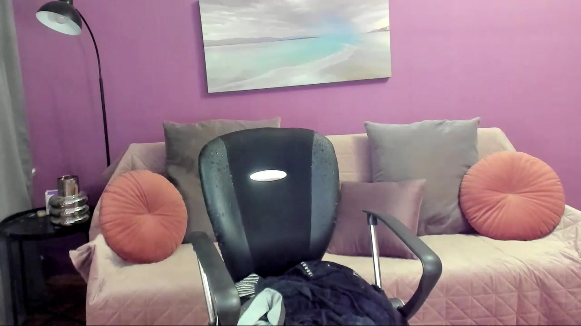 Gallery image thumbnail from Miss_Moan69's myfreecams stream on, 07/07/2023, 17:16 image 11 of 20