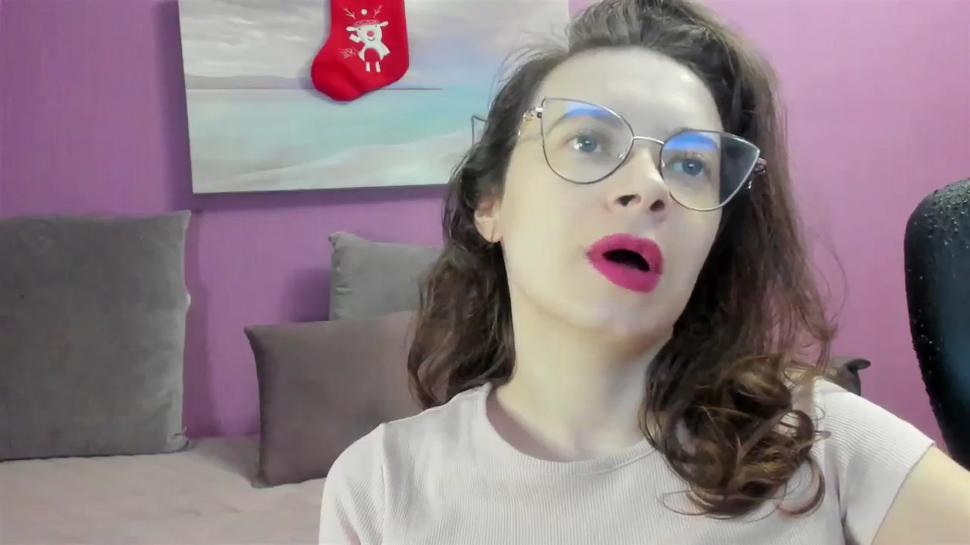 Gallery image thumbnail from Miss_Moan69's myfreecams stream on, 12/29/2023, 17:06 image 2 of 20