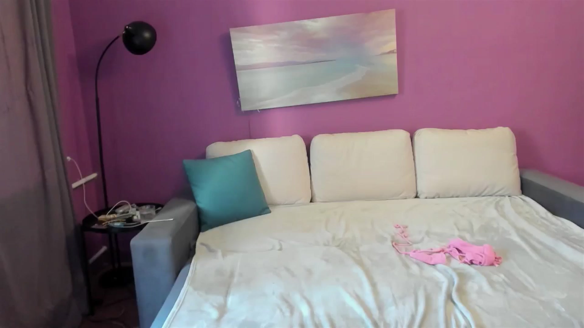 Gallery image thumbnail from Miss_Moan69's myfreecams stream on, 07/15/2024, 13:54 image 17 of 20