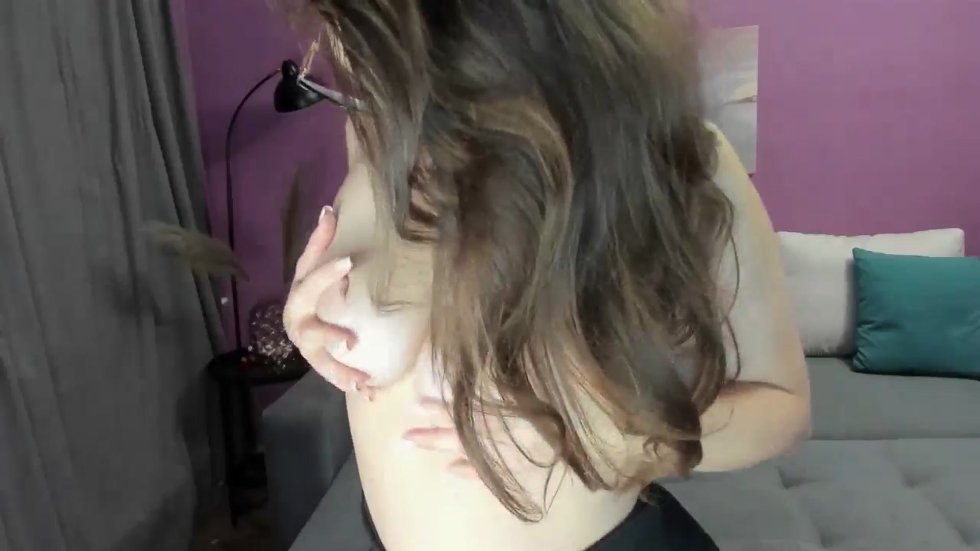 Gallery image thumbnail from Miss_Moan69's myfreecams stream on, 10/07/2024, 16:08 image 3 of 20
