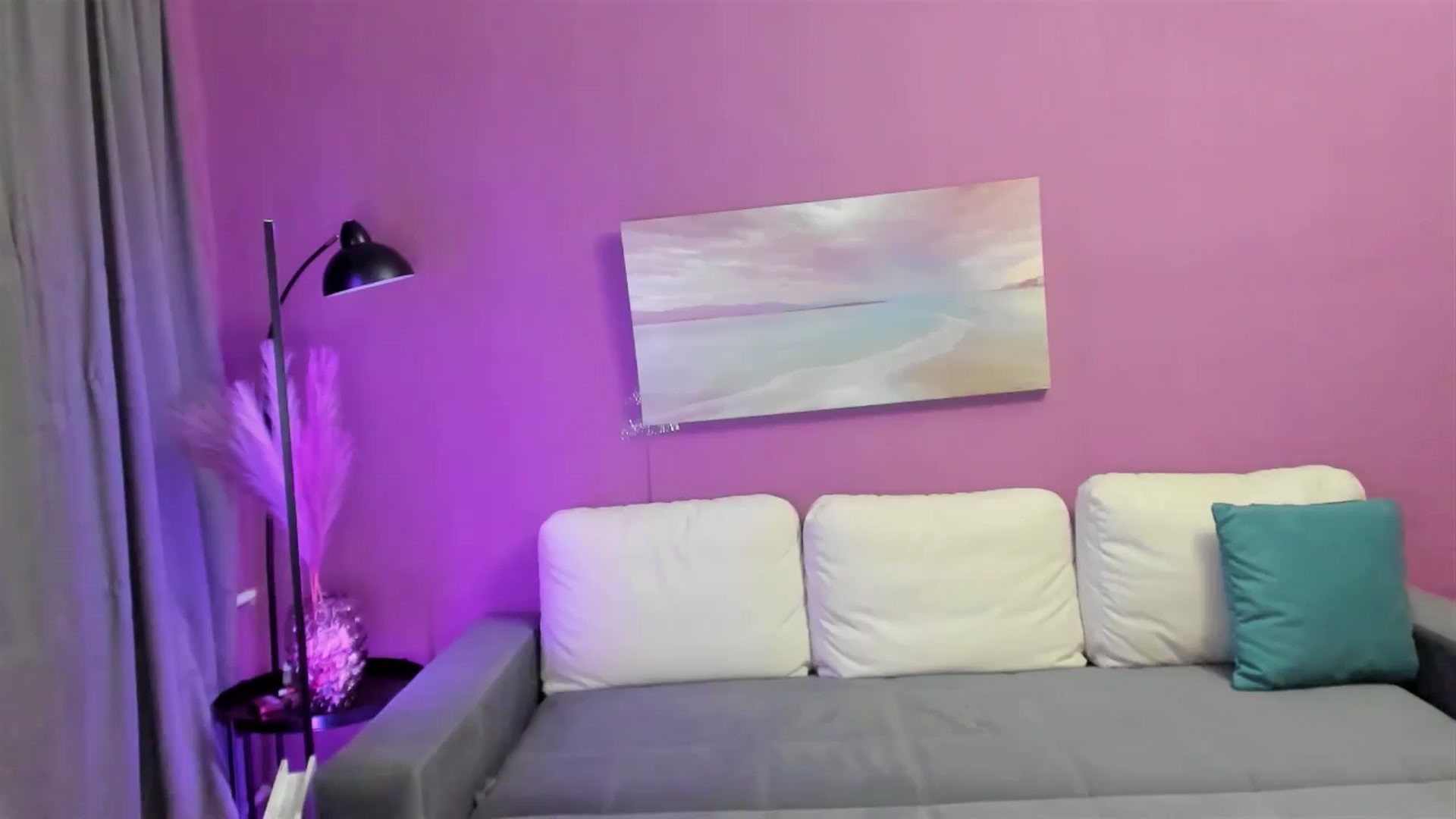 Gallery image thumbnail from Miss_Moan69's myfreecams stream on, 11/21/2024, 15:57 image 11 of 20