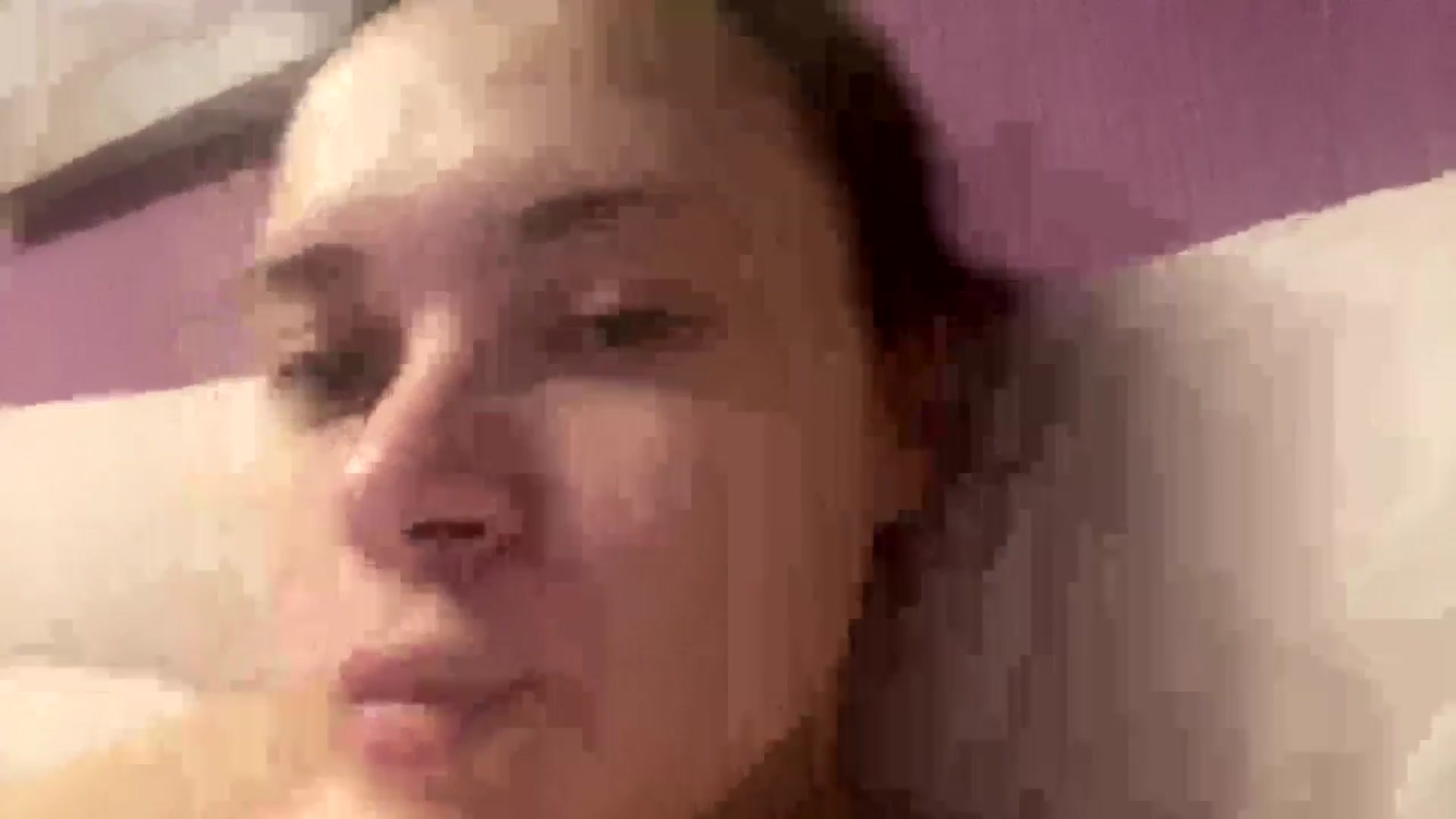 Gallery image thumbnail from Miss_Moan69's myfreecams stream on, 12/25/2024, 15:16 image 16 of 20