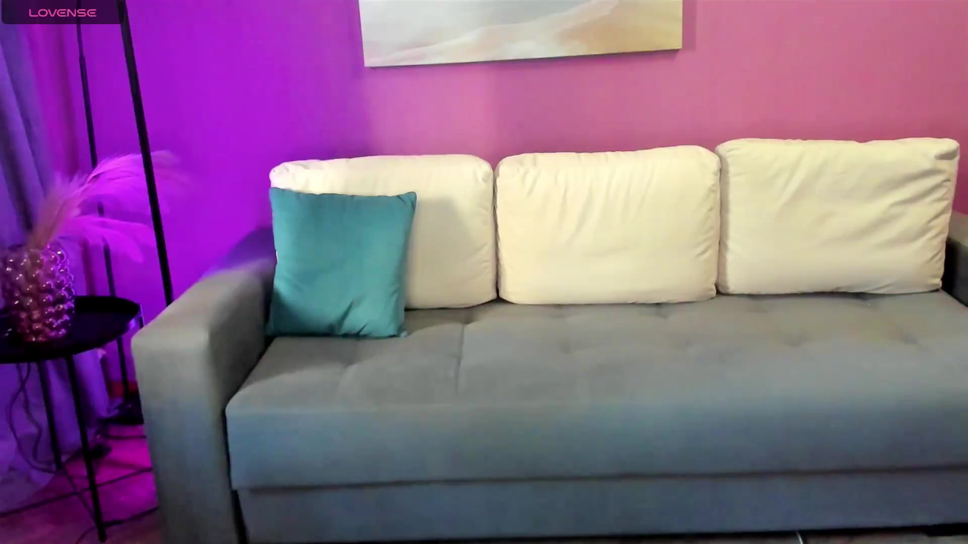 Gallery image thumbnail from Miss_Moan69's myfreecams stream on, 08/15/2025, 18:21 image 6 of 20