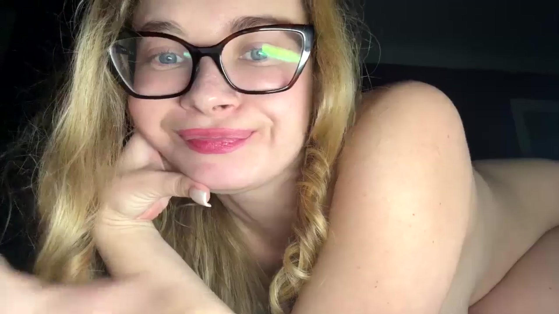 Gallery image thumbnail from Miss_Moan69's myfreecams stream on, 02/13/2026, 17:15 image 18 of 20