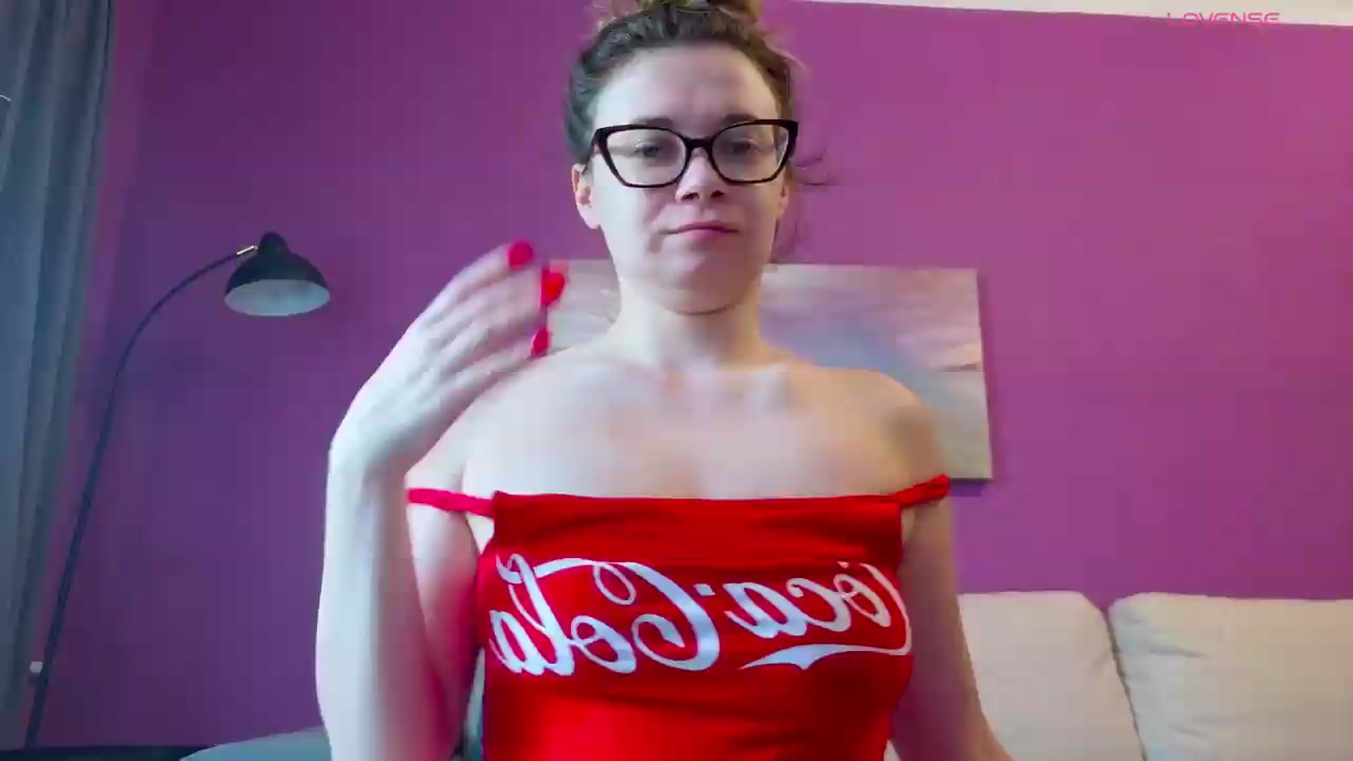 Gallery image thumbnail from Miss_Moan69's myfreecams stream on, 06/26/2026, 12:25 image 4 of 20