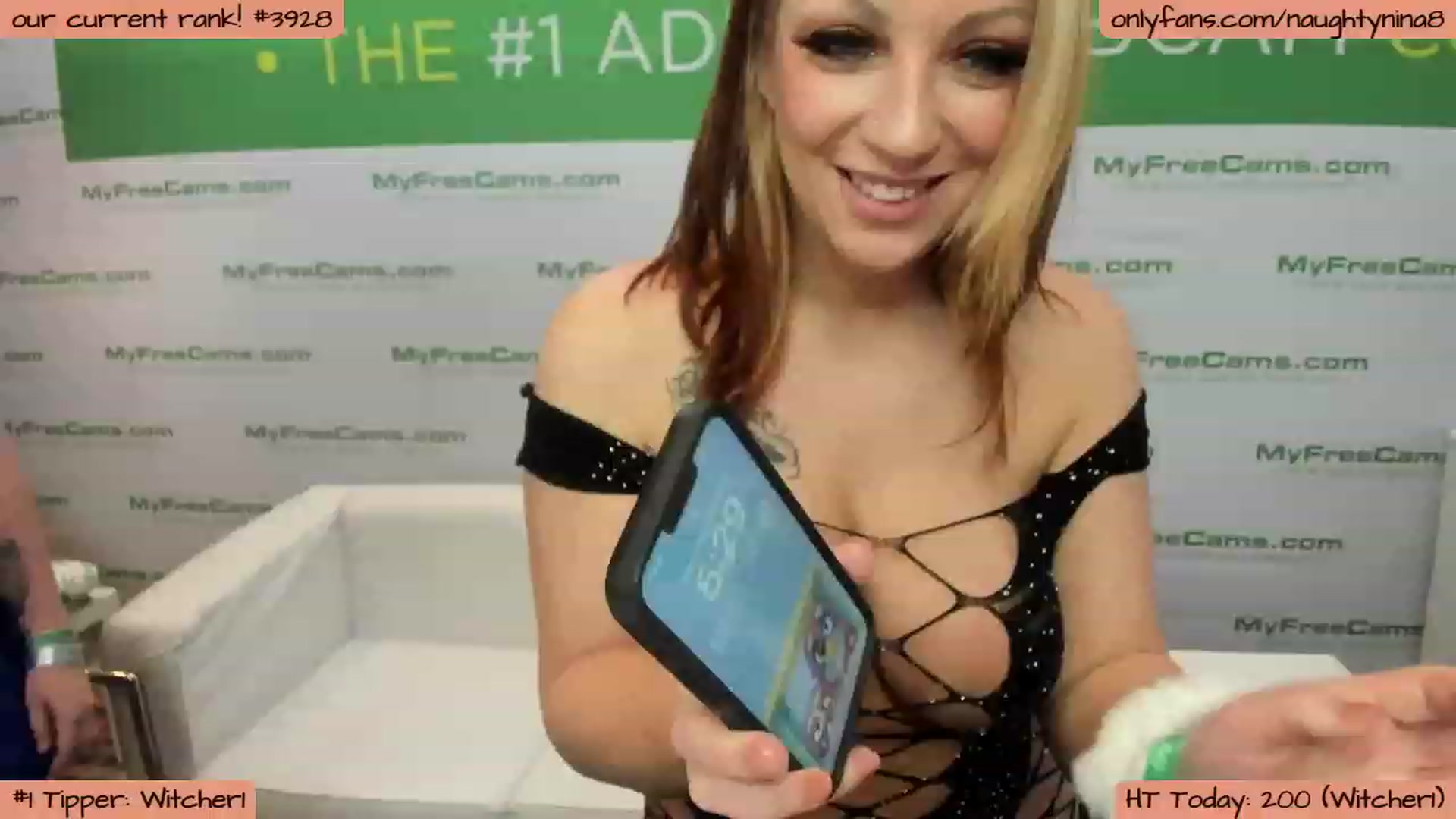 Gallery image thumbnail from Miss_Nina's myfreecams stream on, 01/05/2023, 03:32 image 4 of 20
