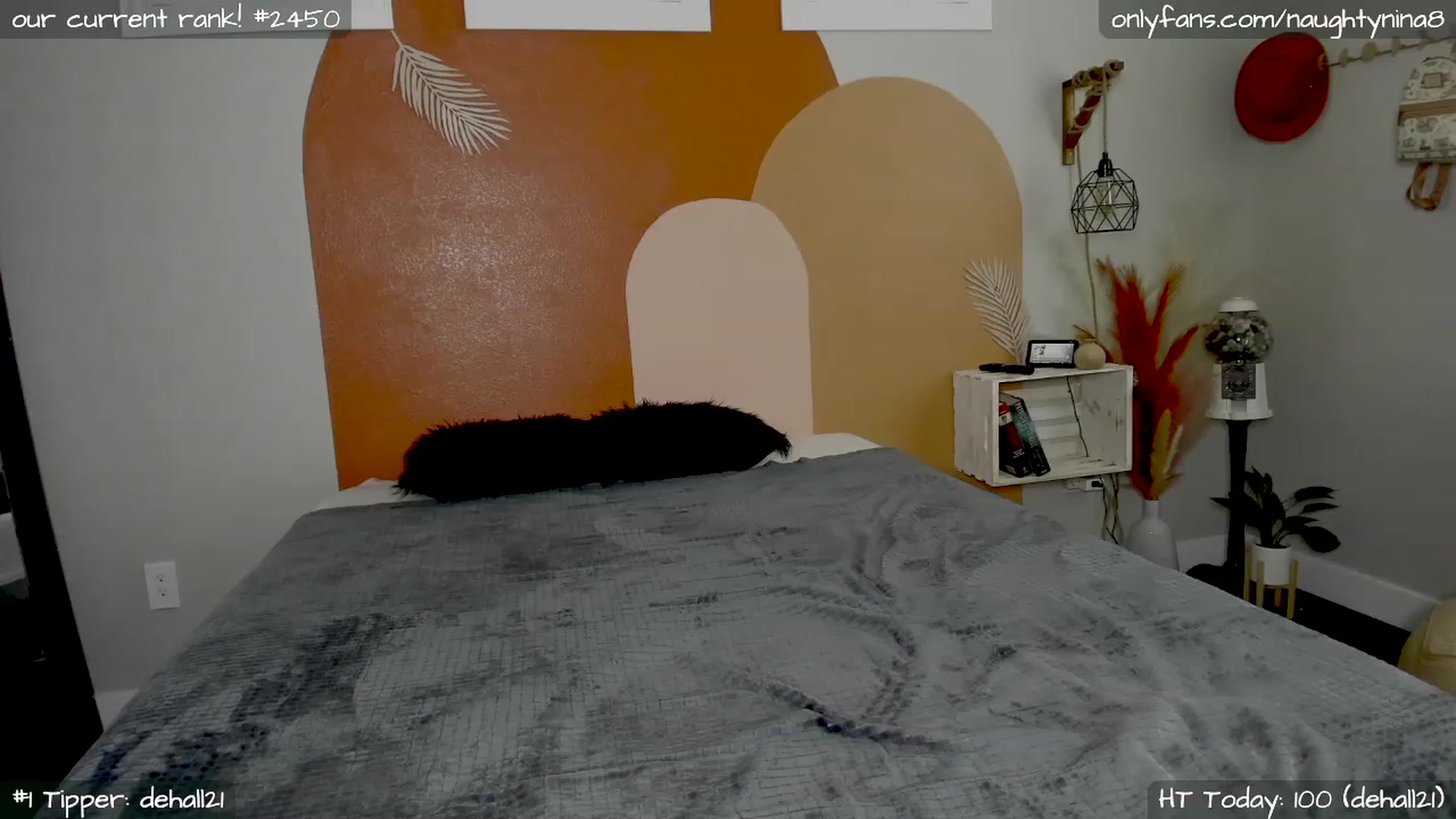 Gallery image thumbnail from Miss_Nina's myfreecams stream on, 03/16/2023, 24:40 image 6 of 20