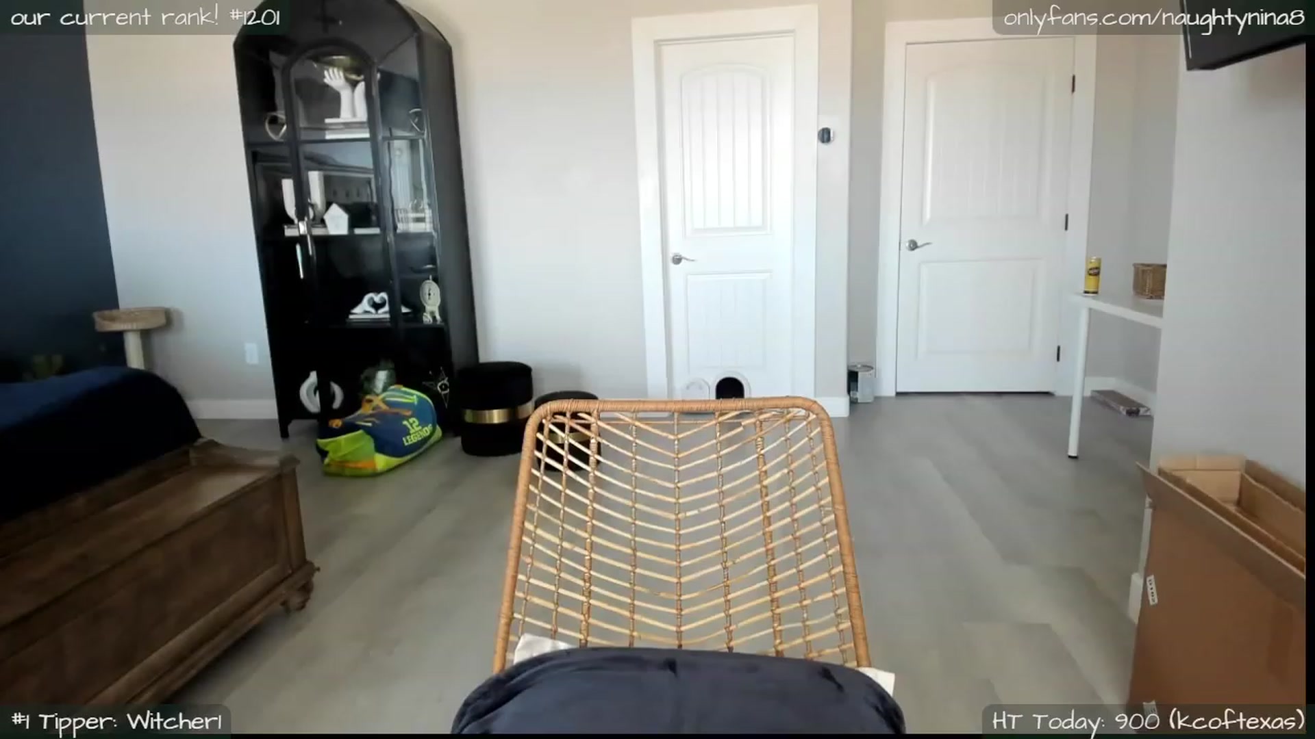 Gallery image thumbnail from Miss_Nina's myfreecams stream on, 07/28/2023, 21:05 image 1 of 20