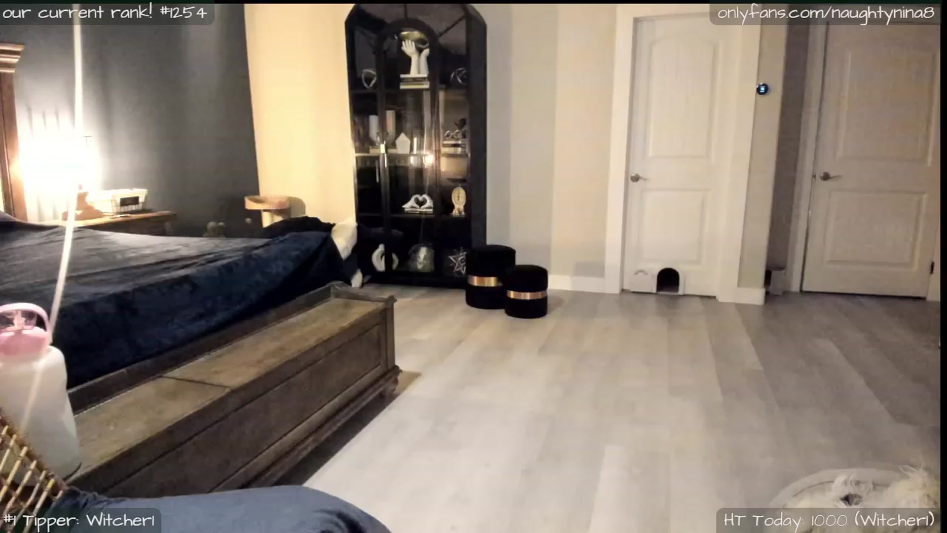 Gallery image thumbnail from Miss_Nina's myfreecams stream on, 08/11/2023, 06:11 image 11 of 20