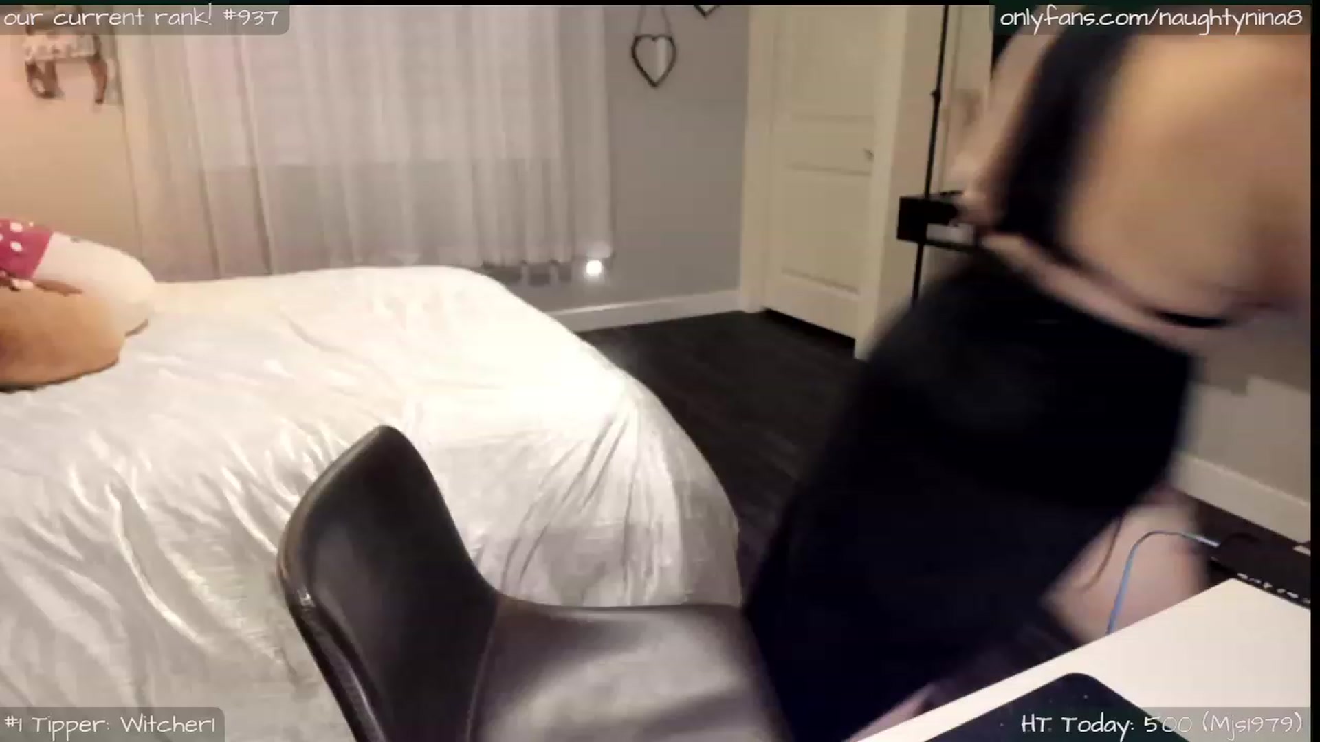 Gallery image thumbnail from Miss_Nina's myfreecams stream on, 08/30/2023, 04:29 image 1 of 20