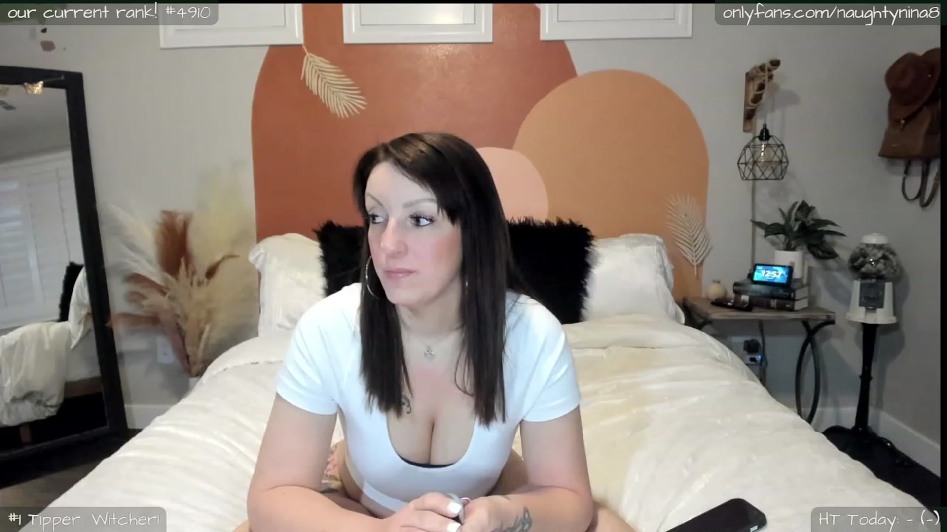 Gallery image thumbnail from Miss_Nina's myfreecams stream on, 11/15/2023, 09:53 image 8 of 20