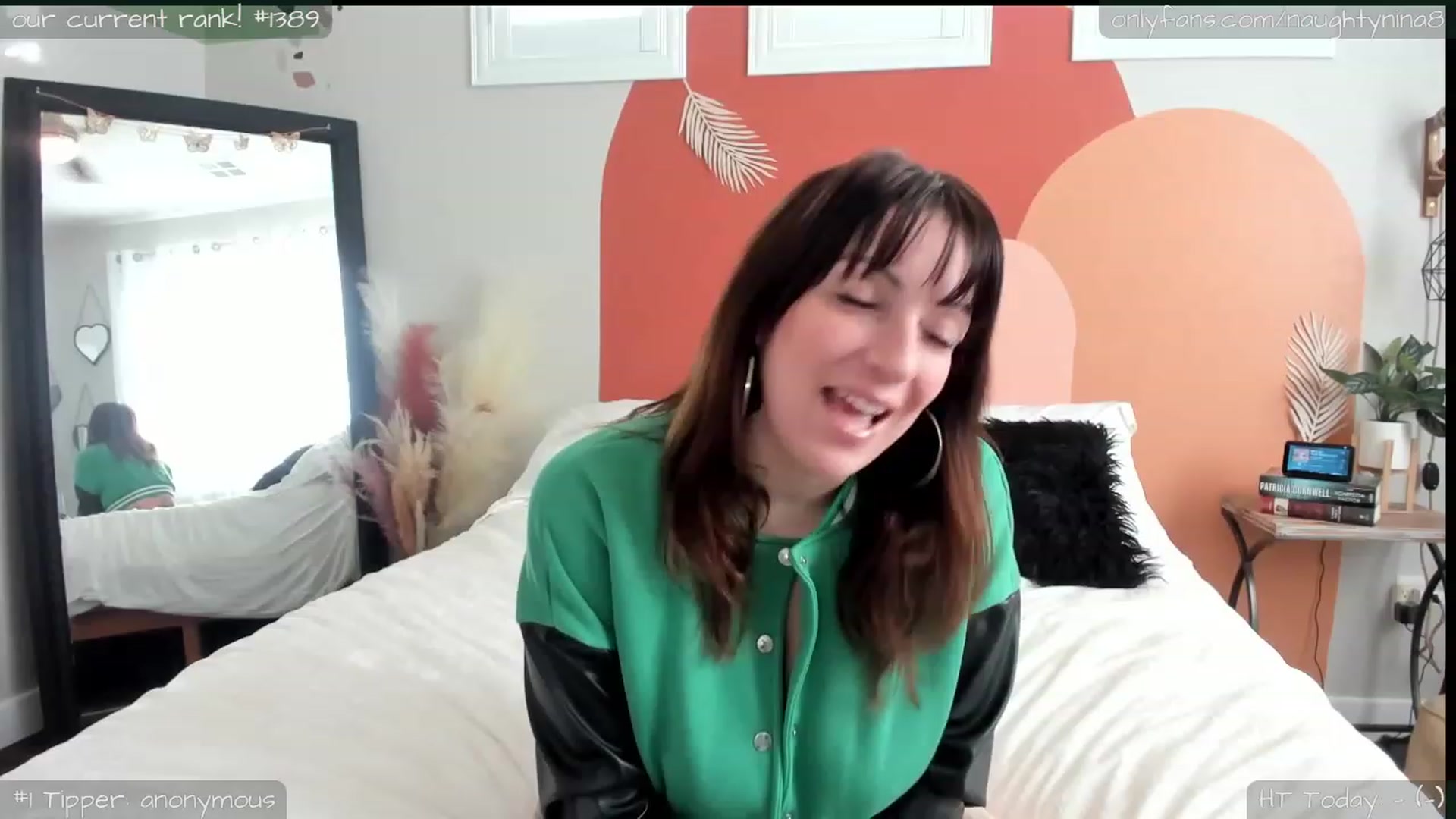 Gallery image thumbnail from Miss_Nina's myfreecams stream on, 02/08/2024, 24:01 image 11 of 20