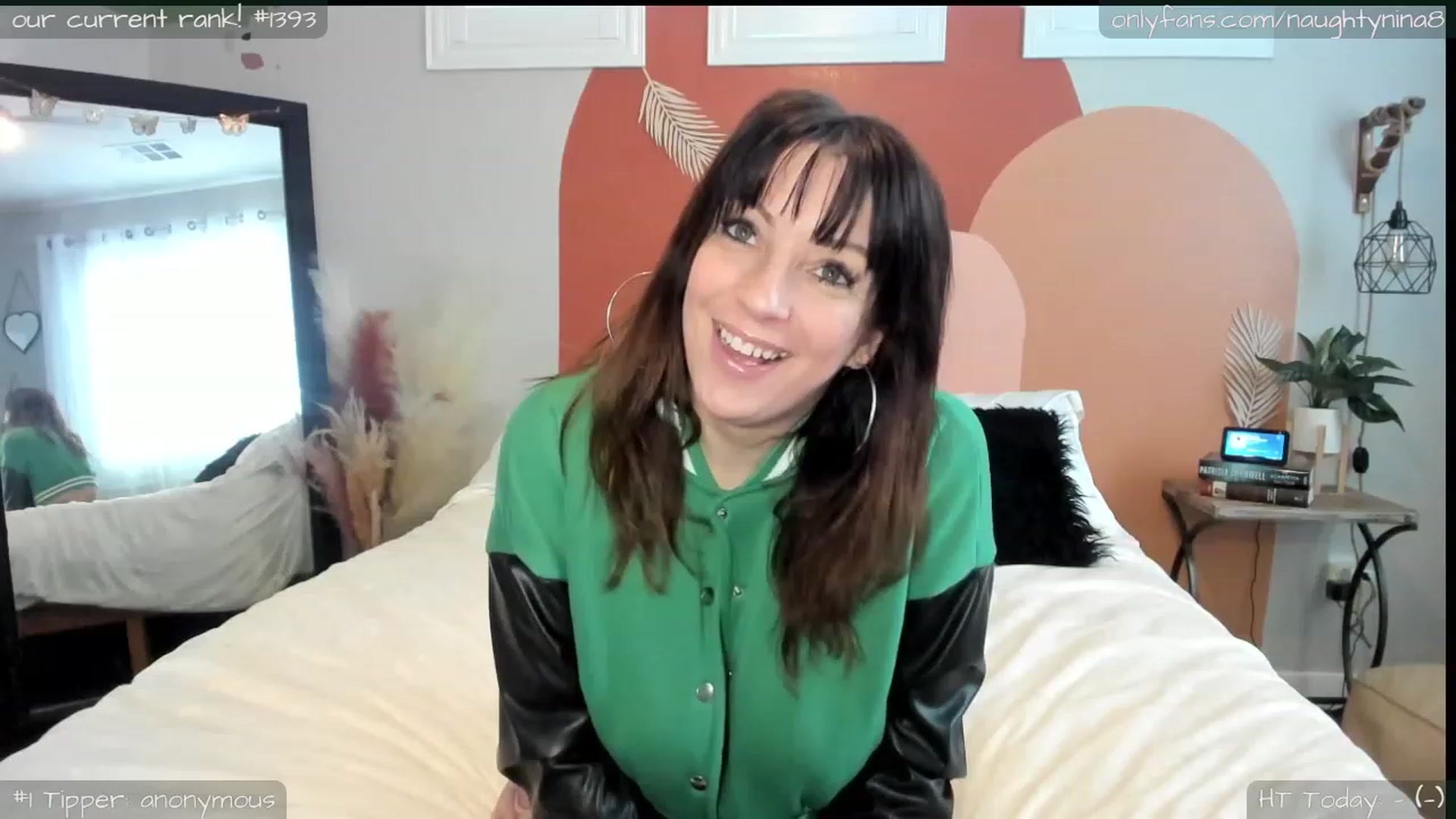 Gallery image thumbnail from Miss_Nina's myfreecams stream on, 02/08/2024, 24:01 image 17 of 20