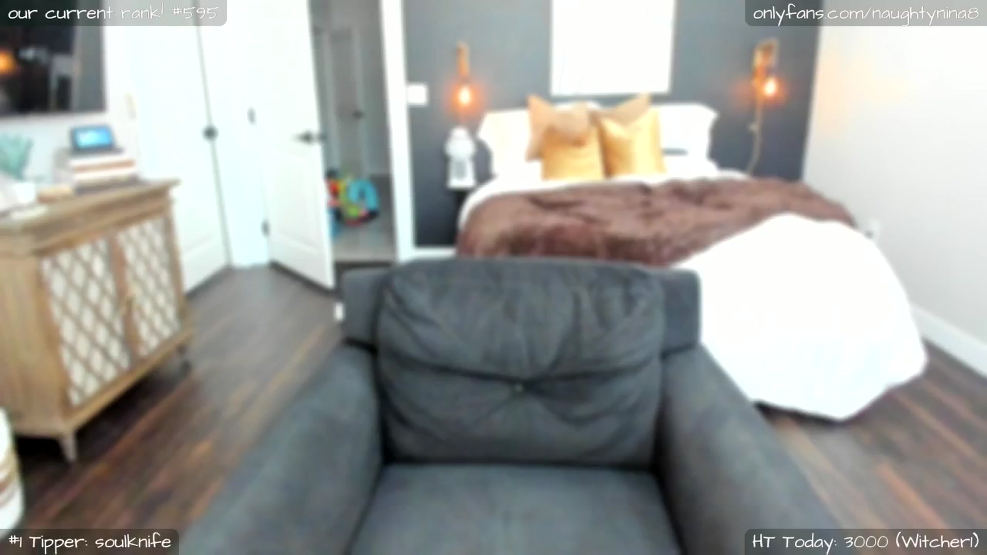 Gallery image thumbnail from Miss_Nina's myfreecams stream on, 03/26/2025, 19:10 image 9 of 20