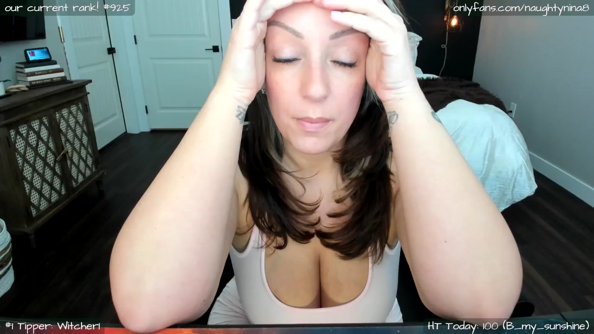 Gallery image thumbnail from Miss_Nina's myfreecams stream on, 04/10/2025, 20:28 image 16 of 20